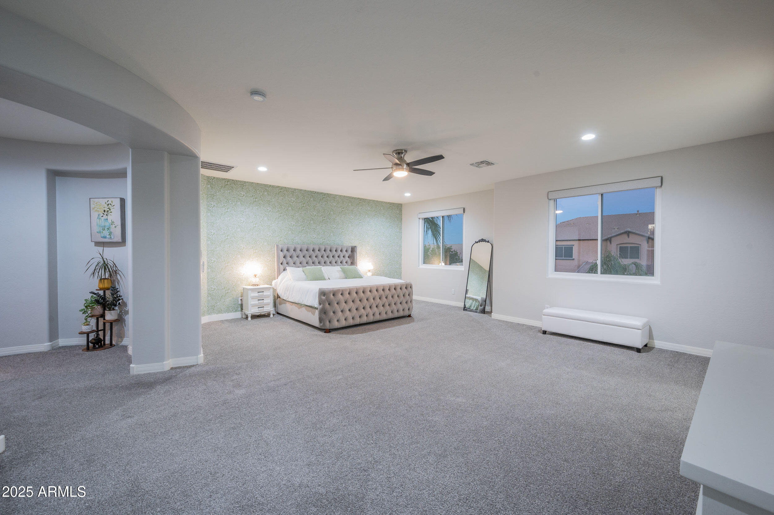 6311 S Roanoke Street