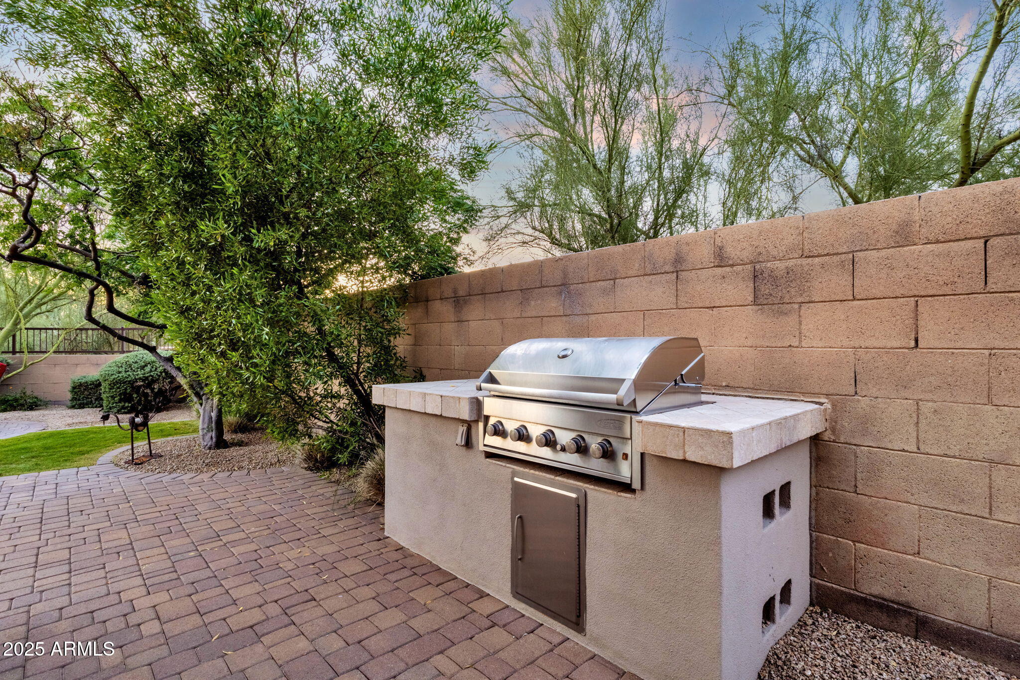 9871 E SOUTH BEND Drive