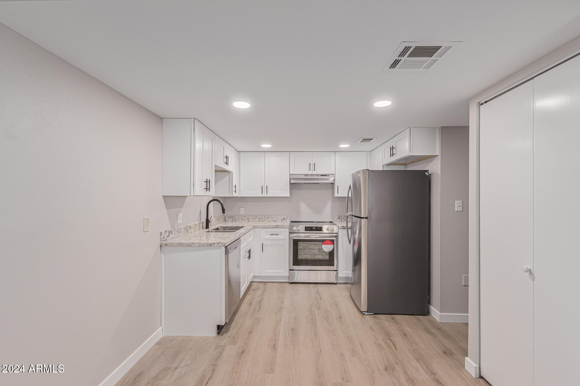 7930 E CAMELBACK Road, 506