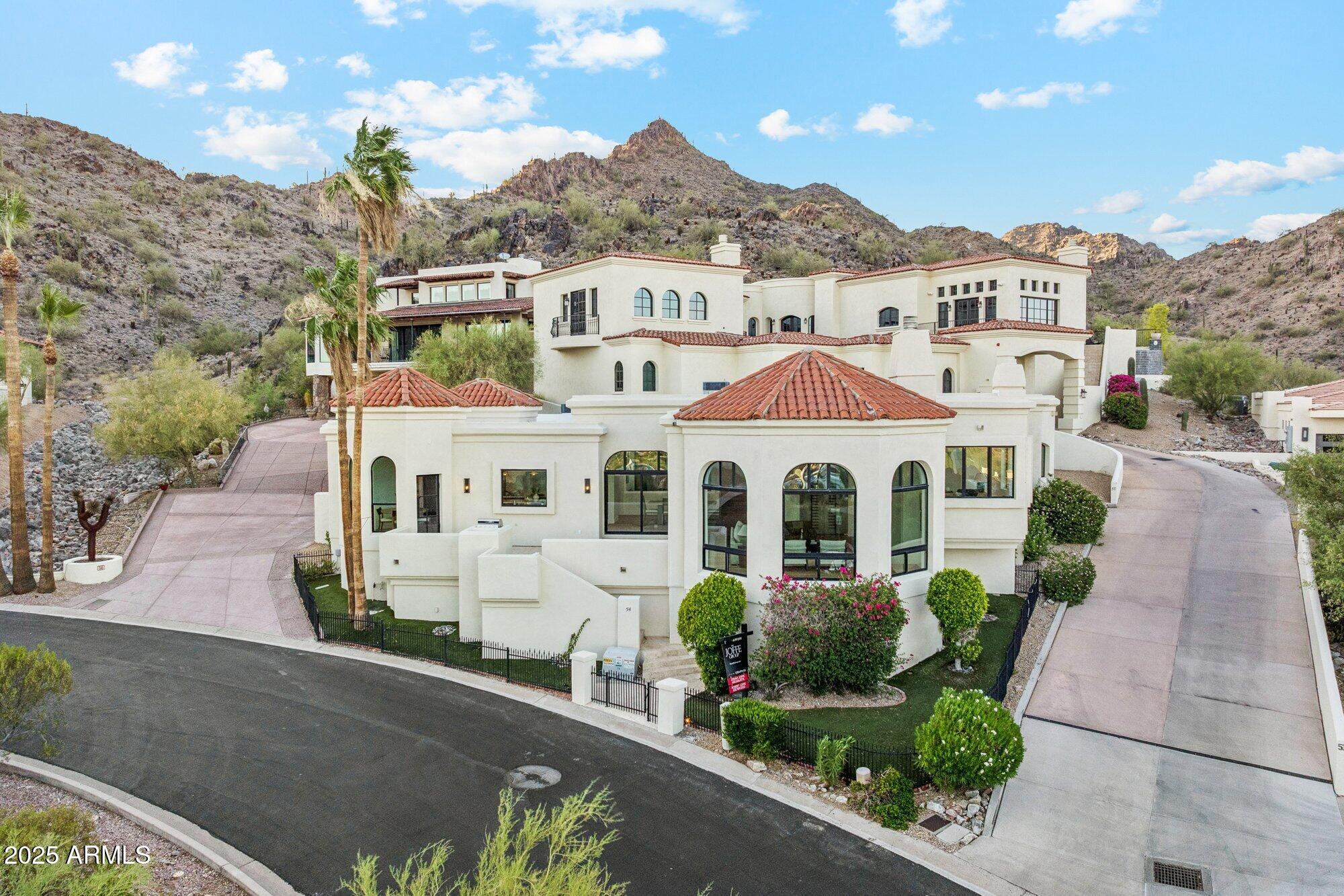 3800 E LINCOLN Drive, 54