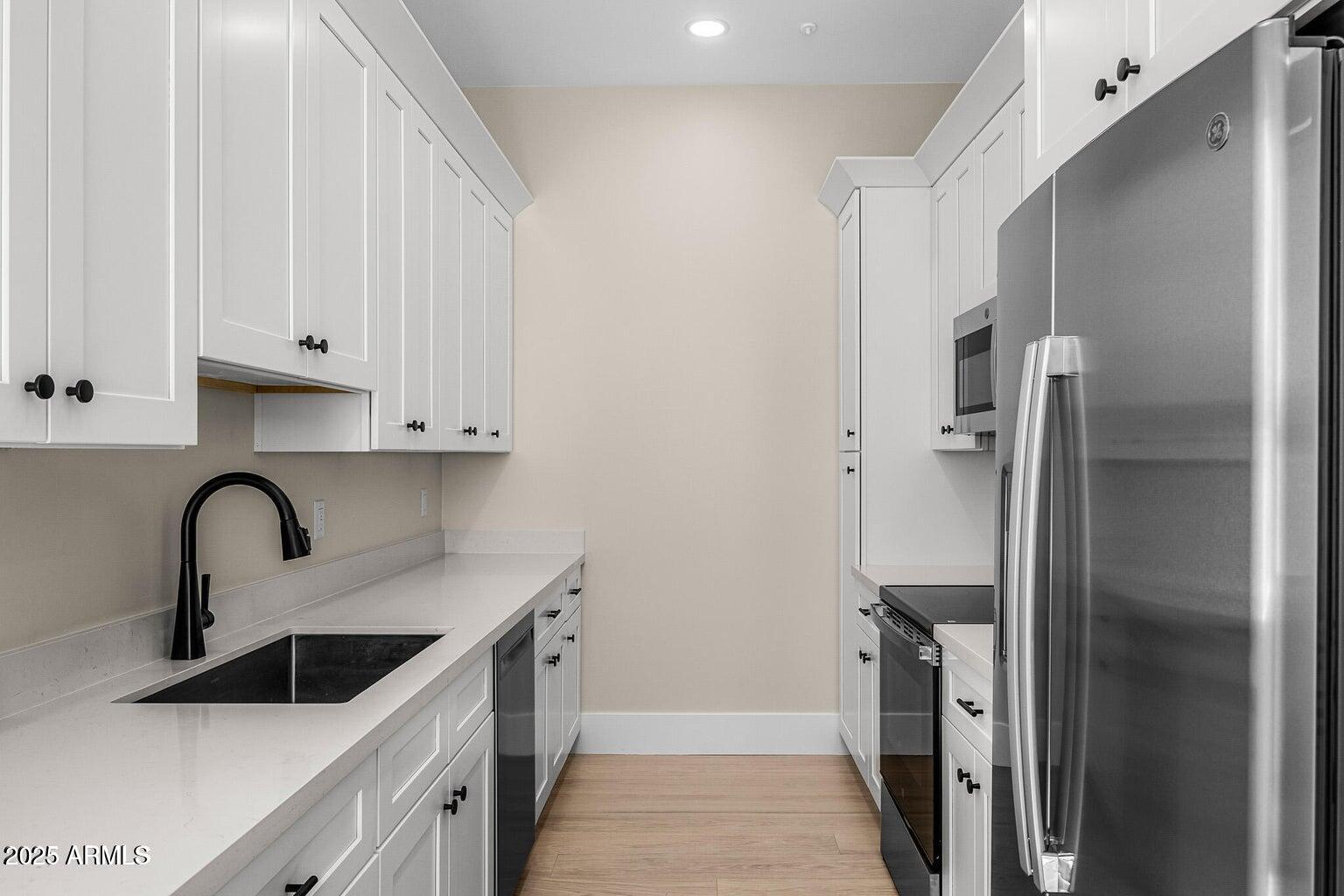 3808 E PICCADILLY Road