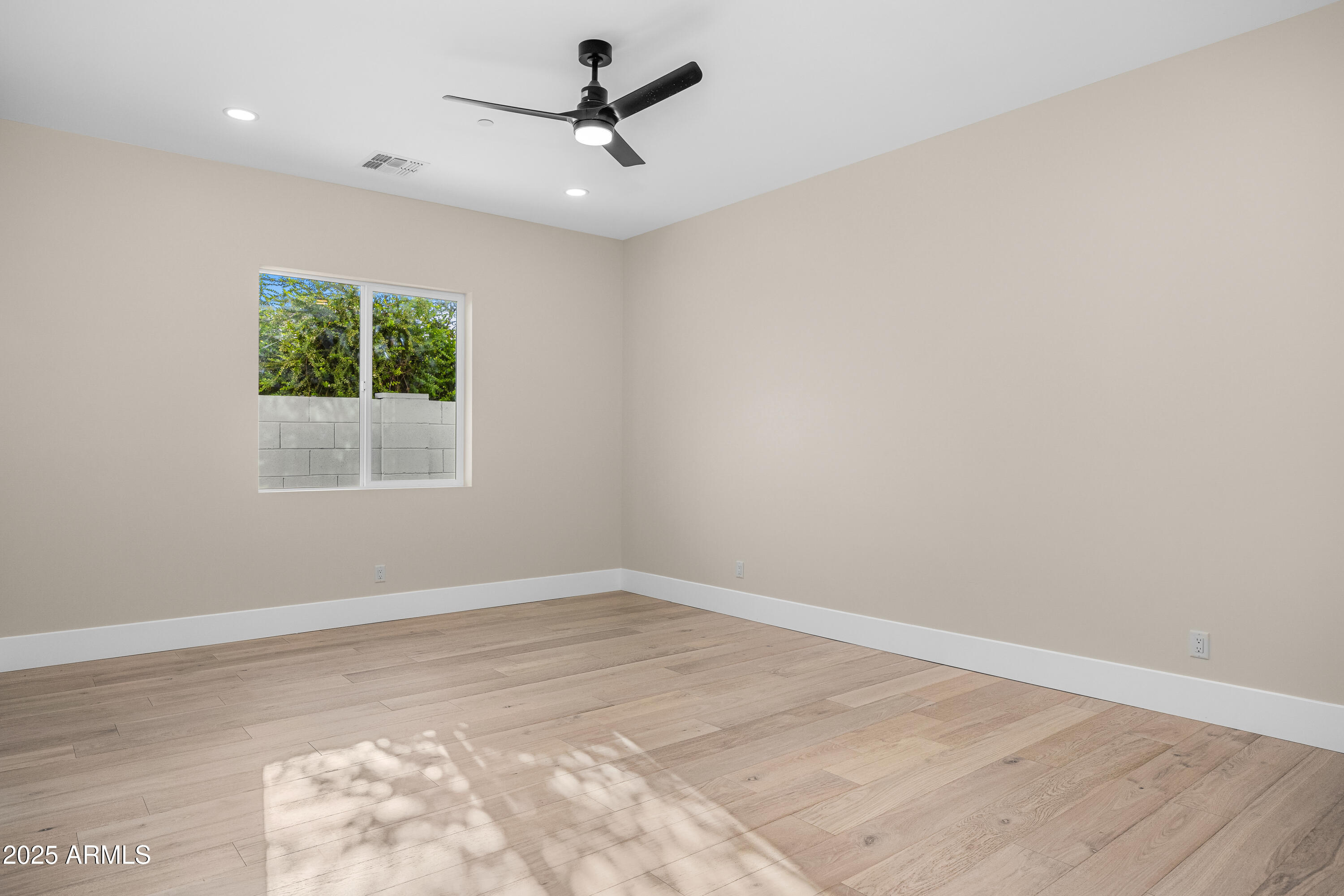 3808 E PICCADILLY Road