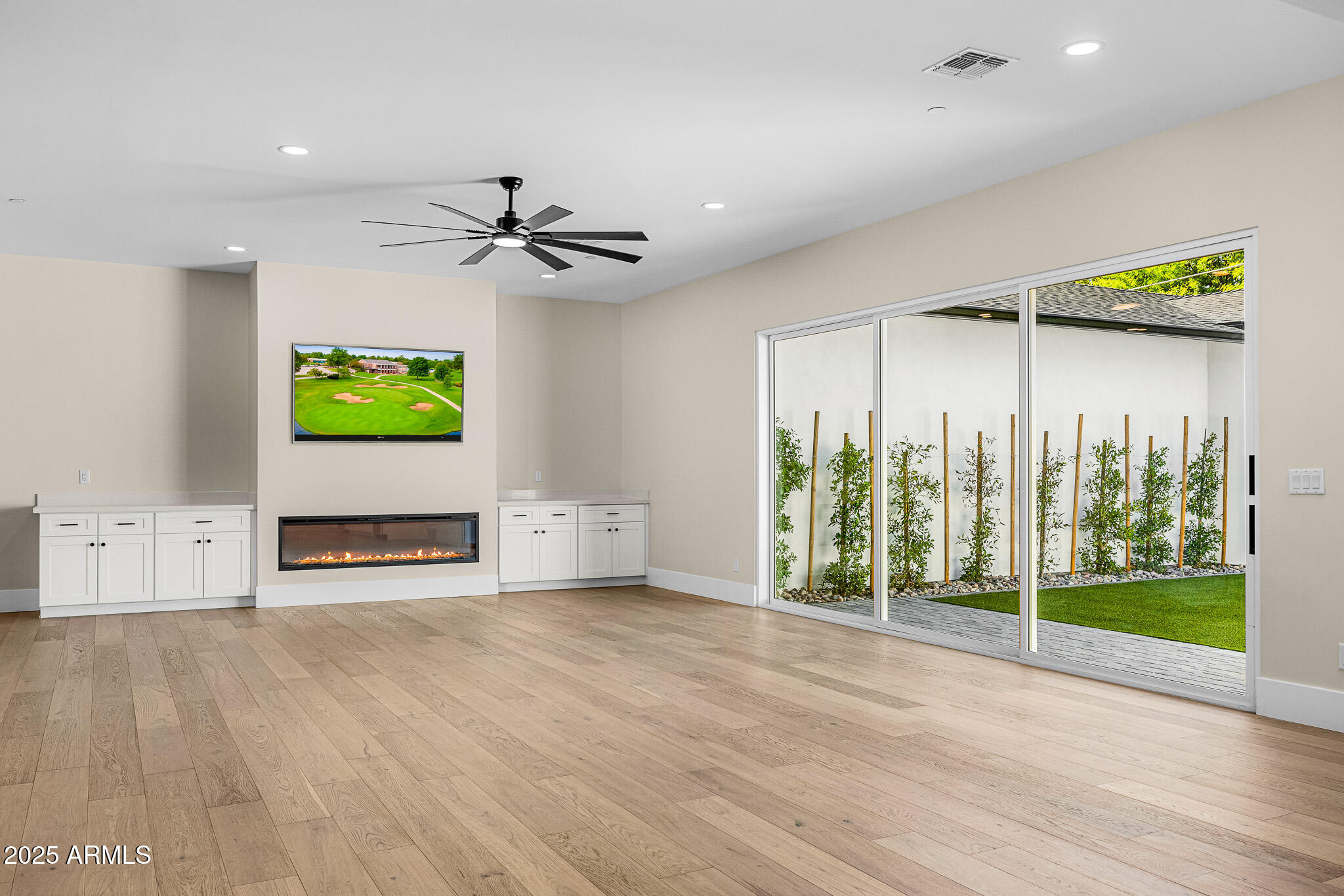 3808 E PICCADILLY Road