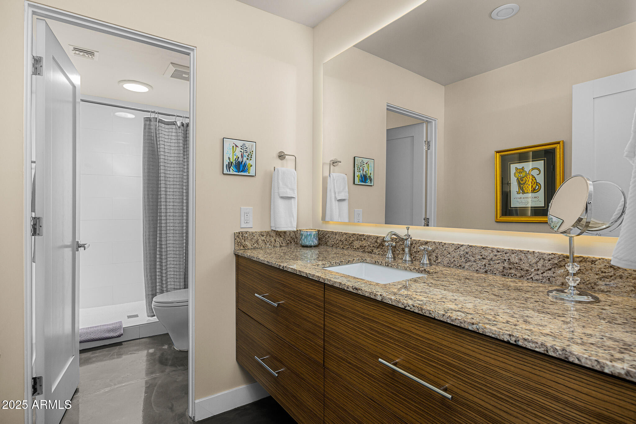 5826 E INDIAN BEND Road