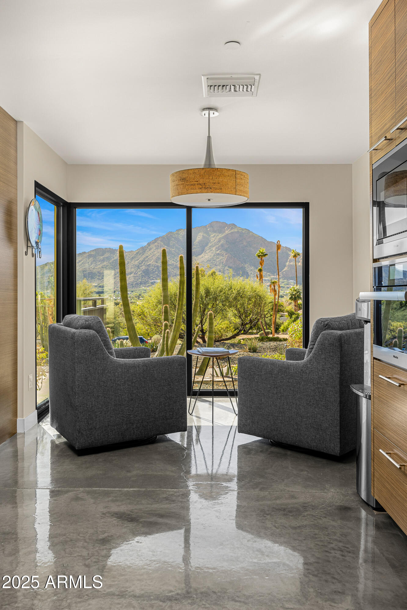 5826 E INDIAN BEND Road