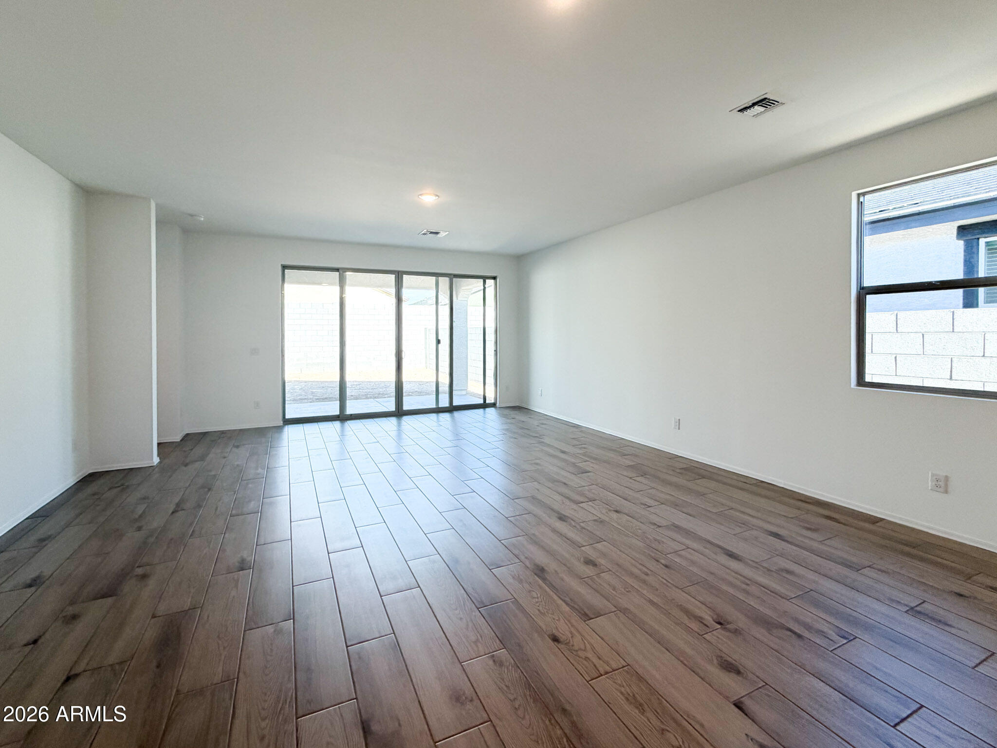 24200 W BOWKER Street