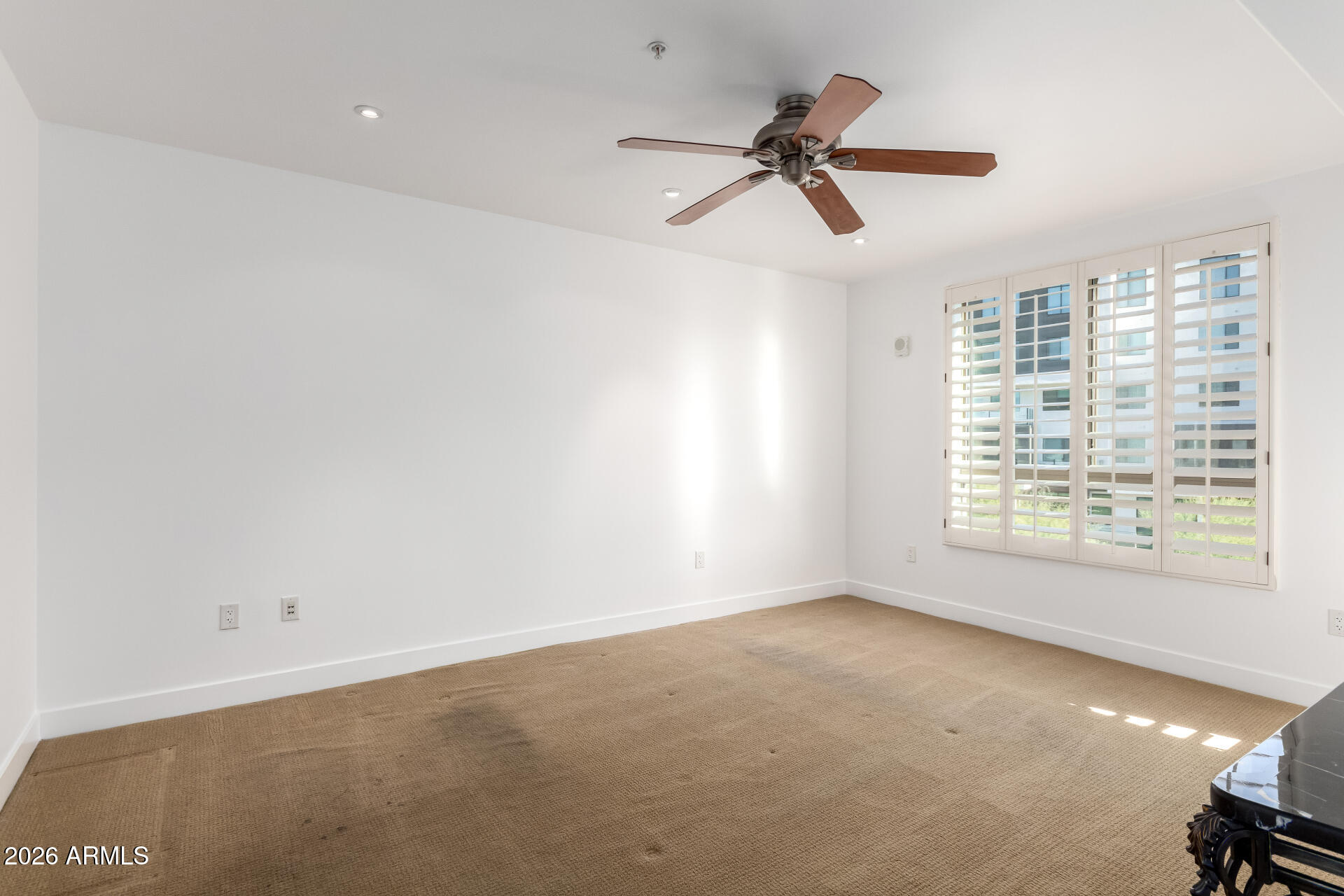 15802 N 71ST Street, 406