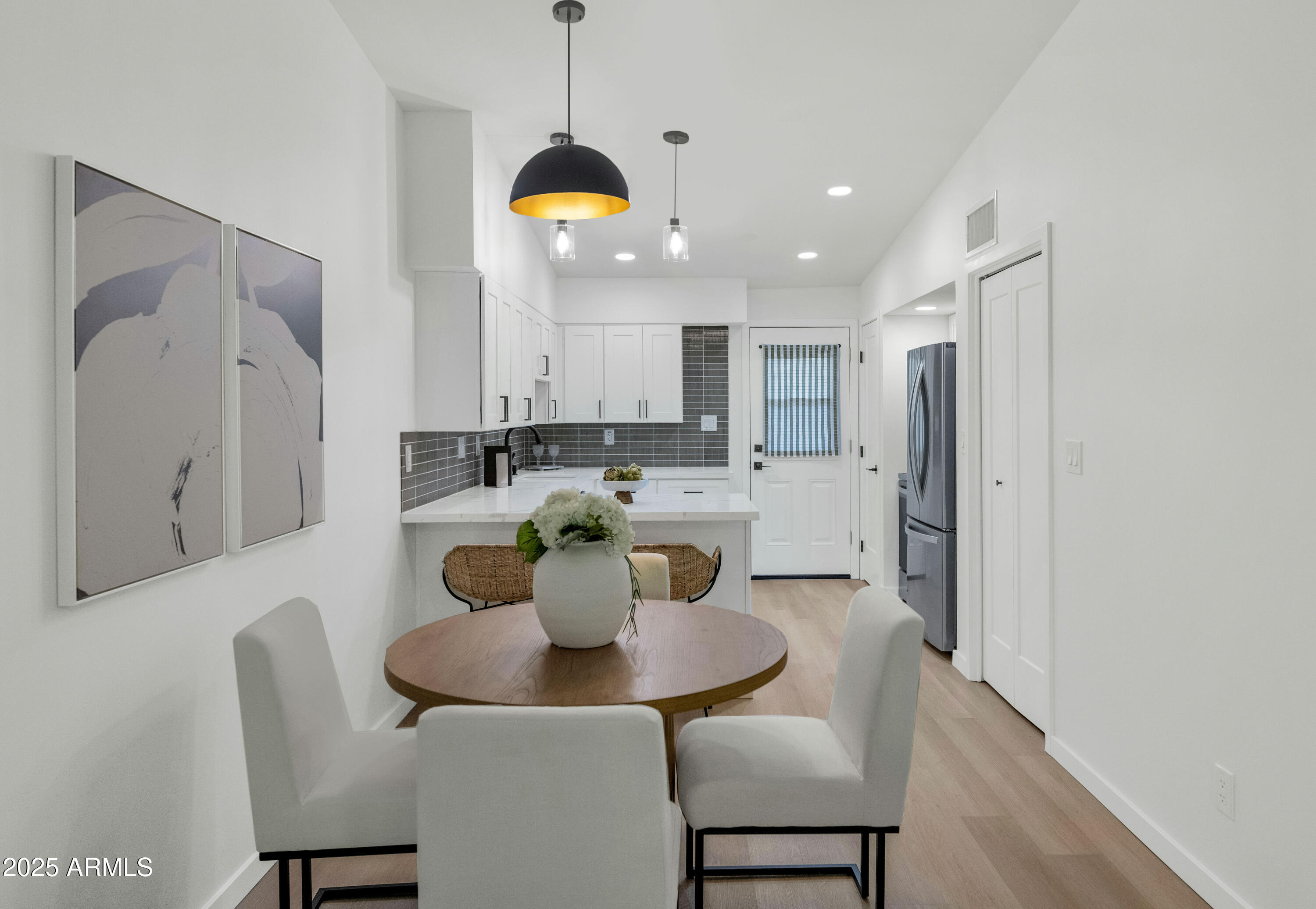 3505 E CAMPBELL Avenue, 7