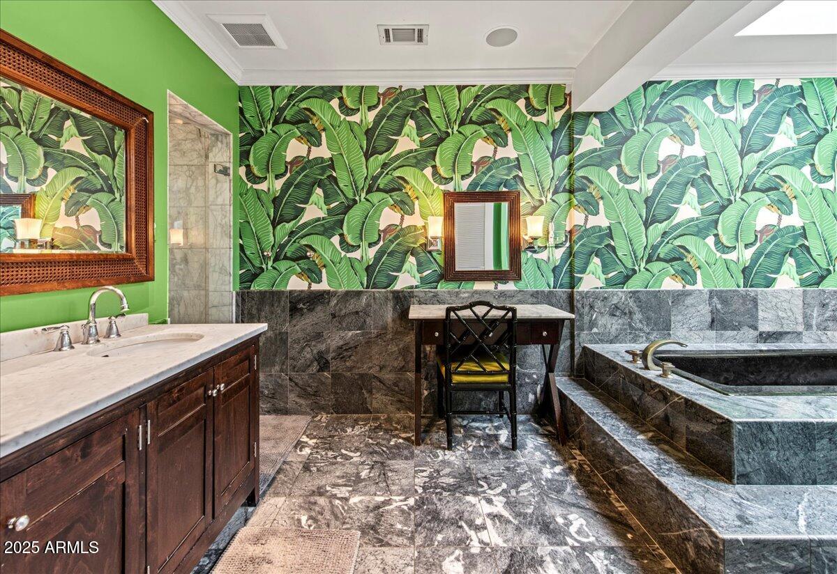 4721 E CALLE REDONDA