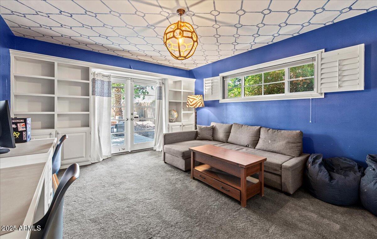 4721 E CALLE REDONDA