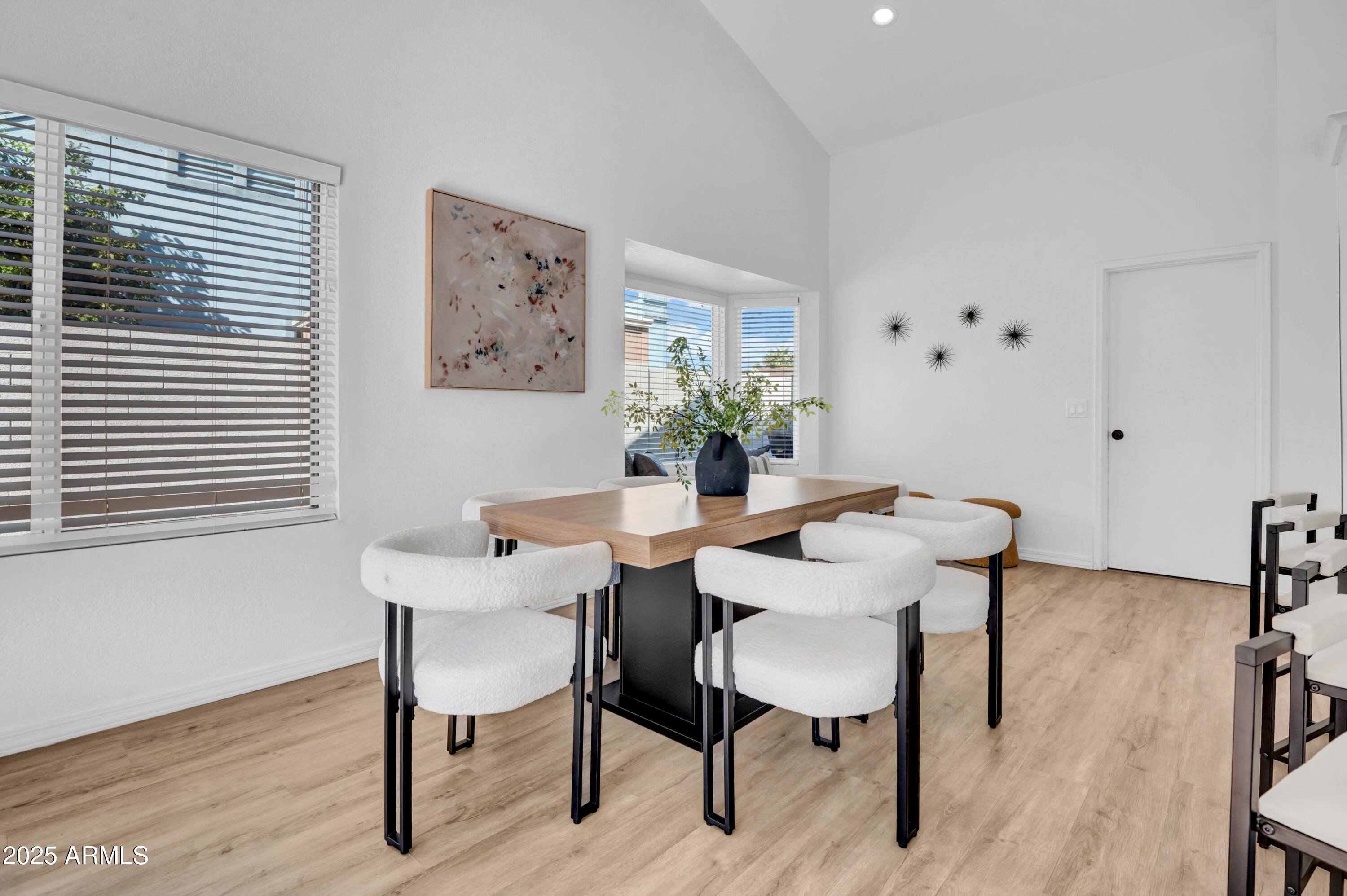 3641 W SARAGOSA Street