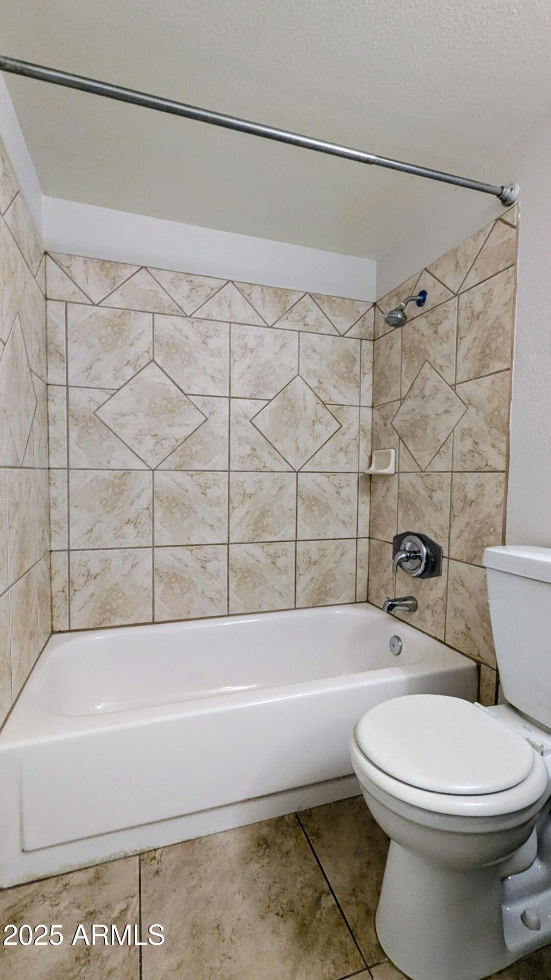 2228 E CAMPBELL Avenue 234