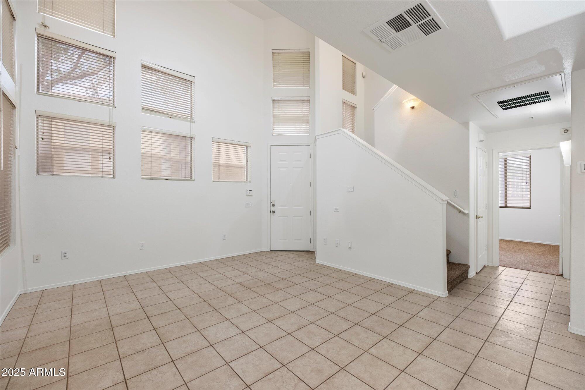 1445 E BROADWAY Road 120