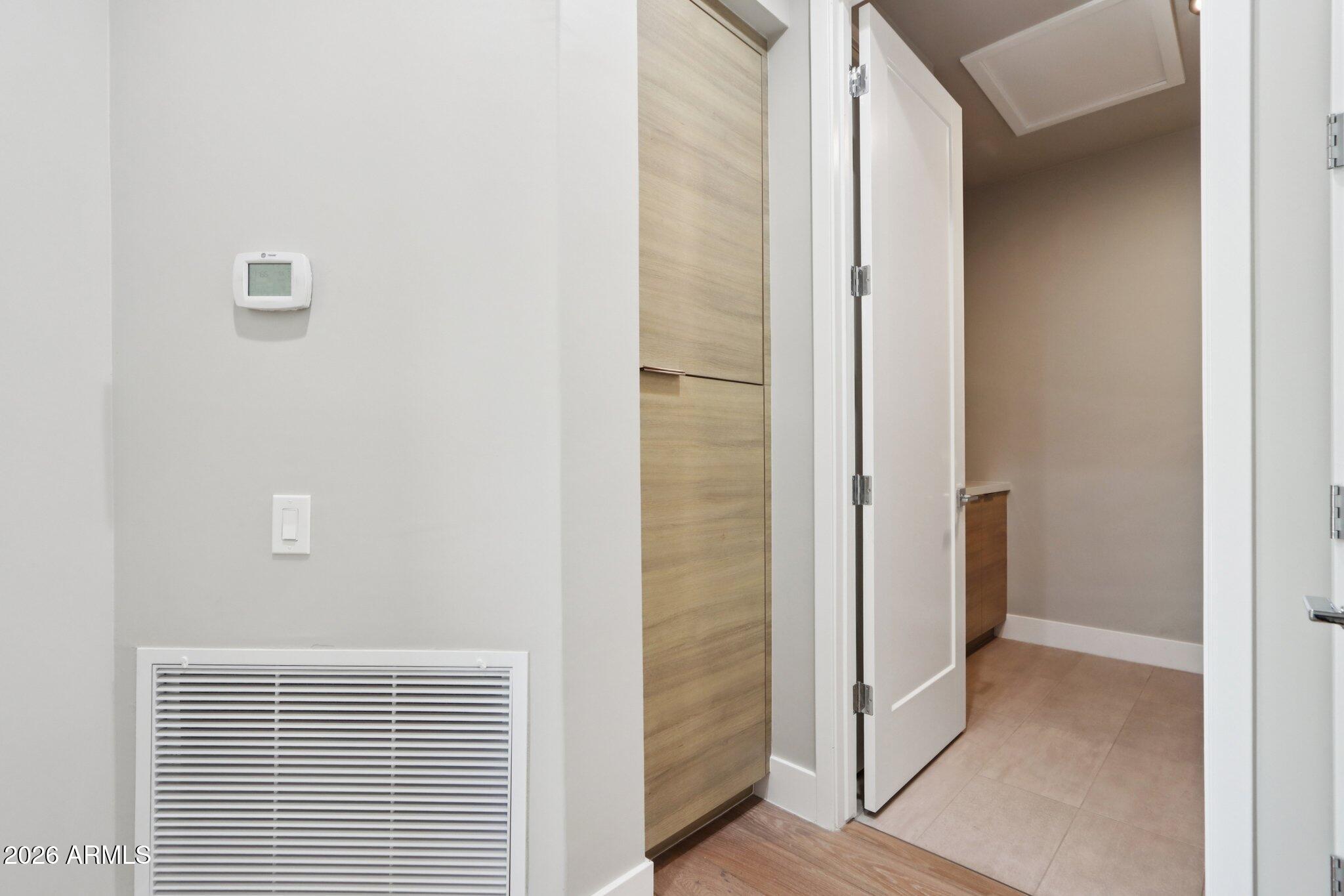 8989 N GAINEY CENTER Drive 237