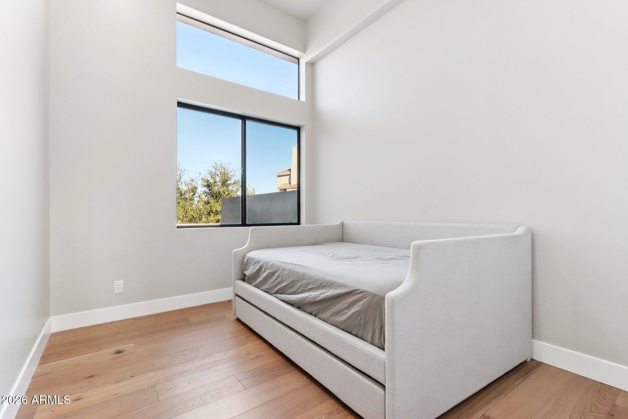 8989 N GAINEY CENTER Drive 237