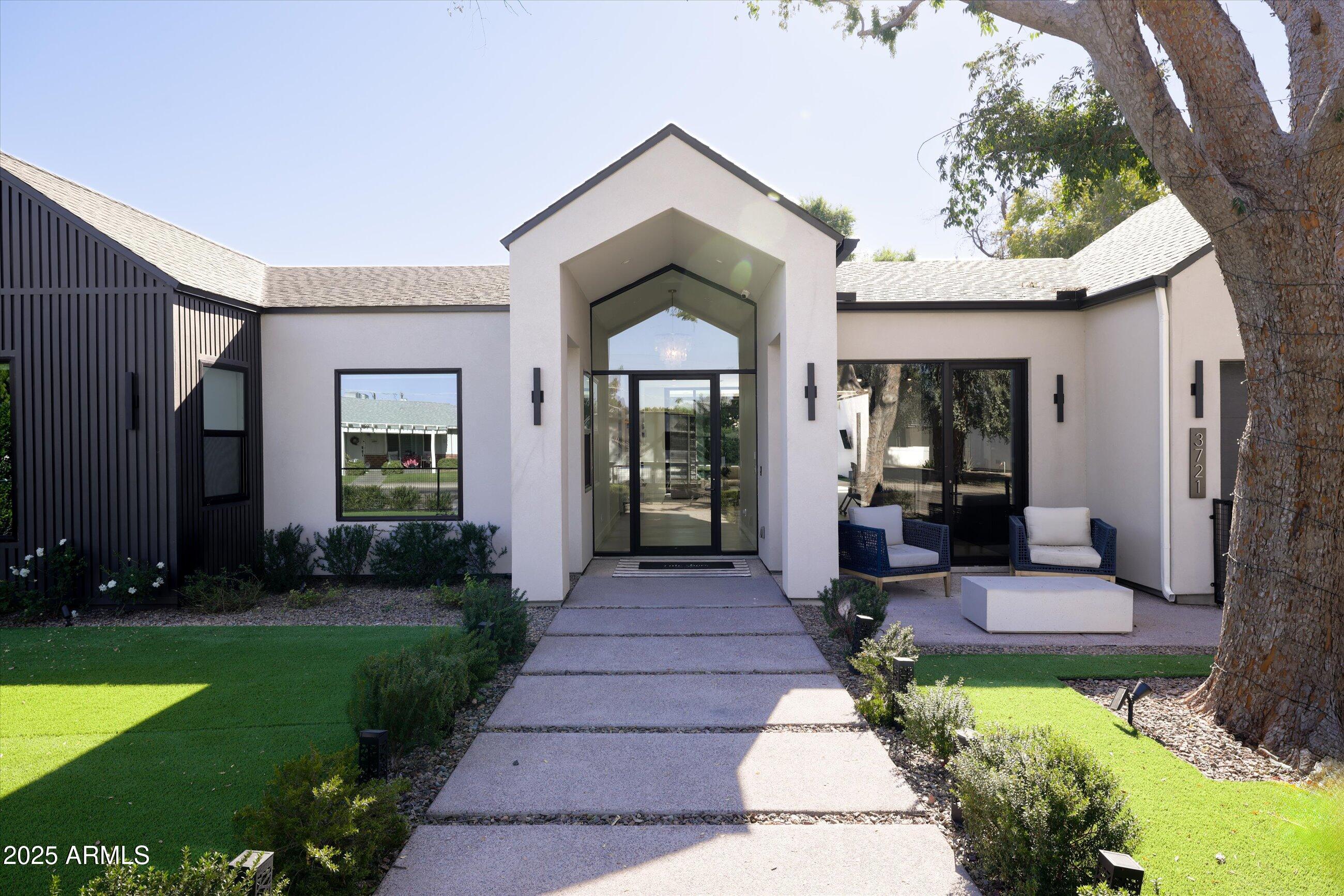 3721 E PICCADILLY Road