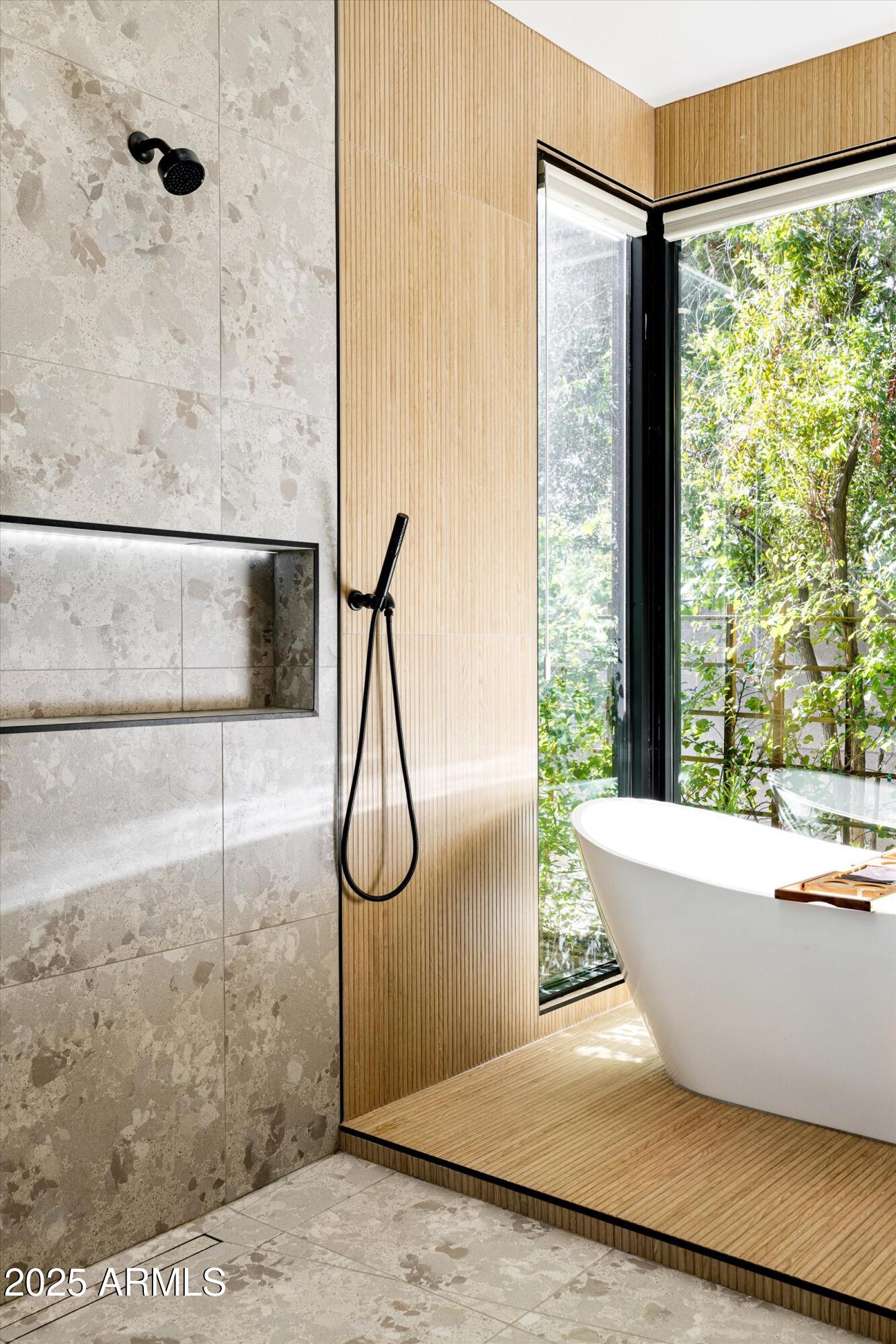 3721 E PICCADILLY Road