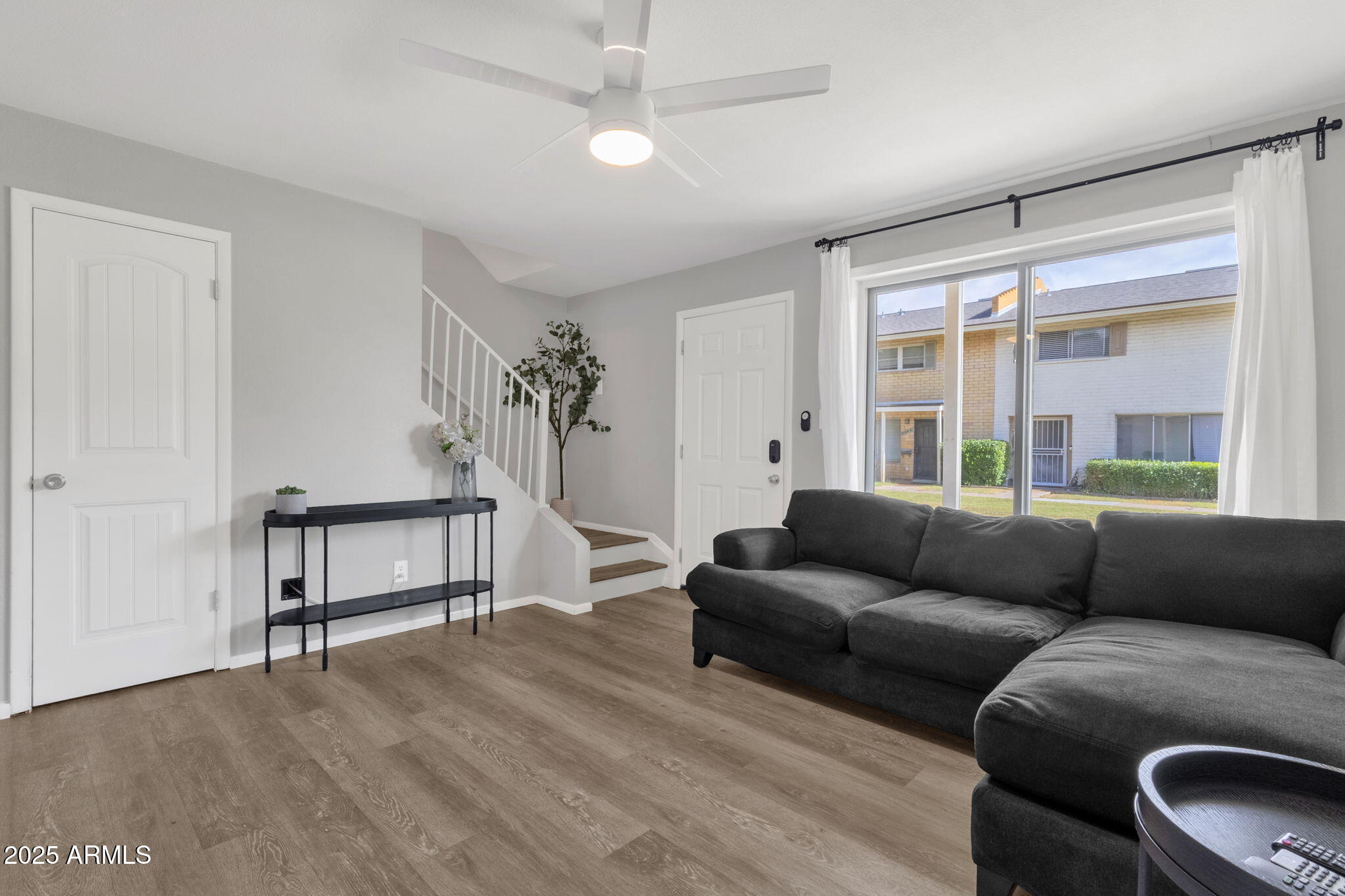 8430 E MONTEBELLO Avenue