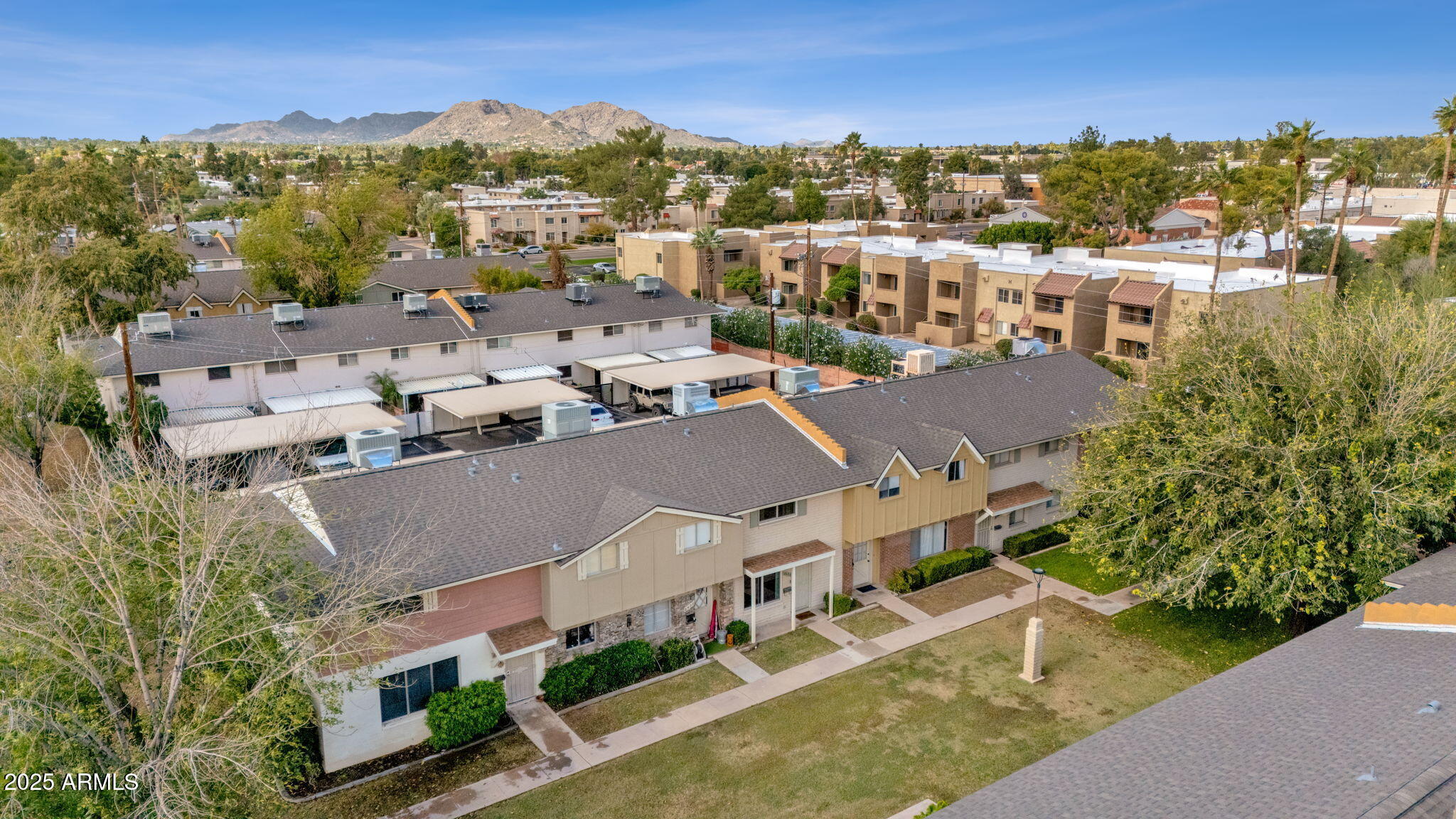 8430 E MONTEBELLO Avenue