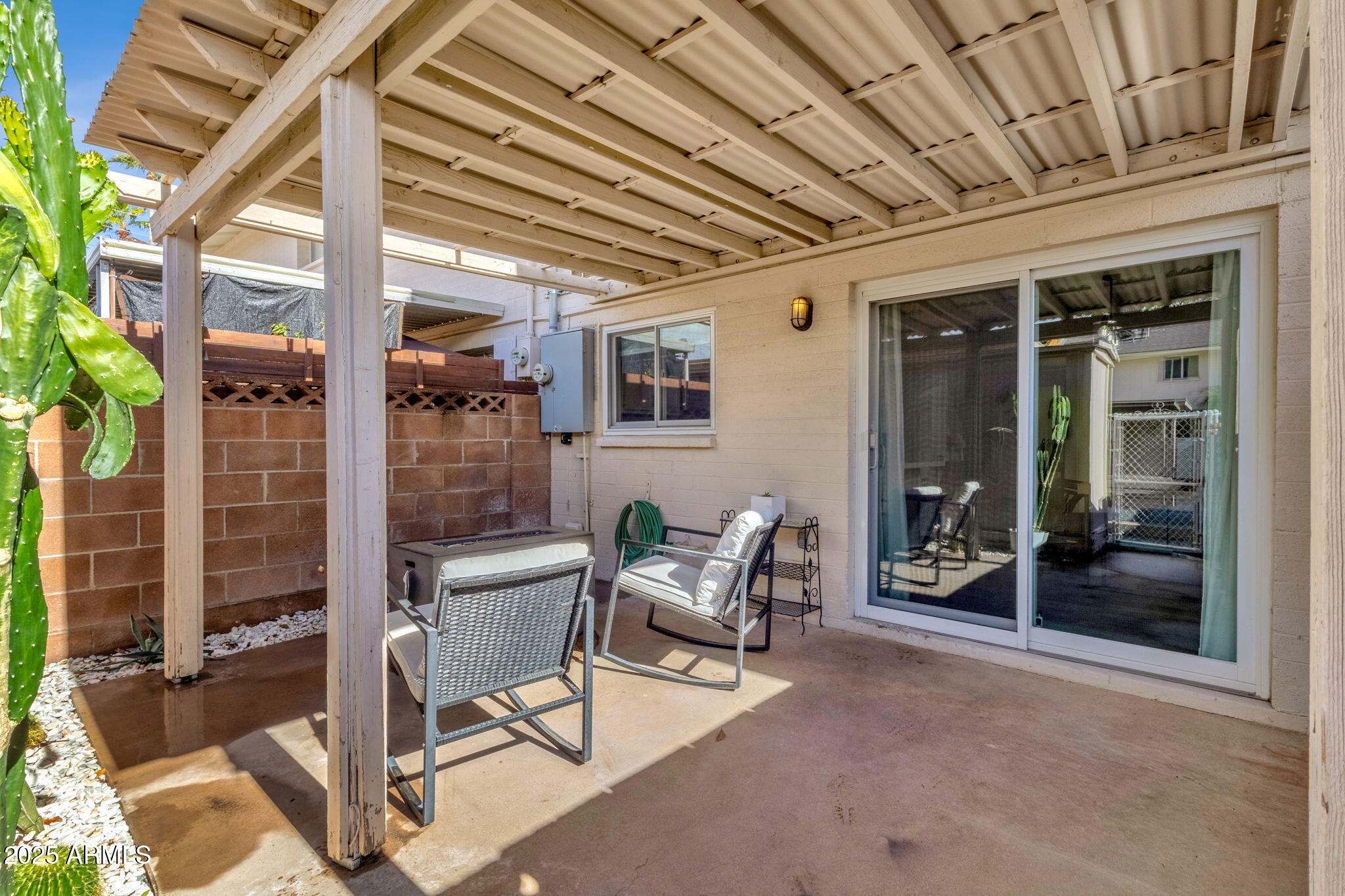 8430 E MONTEBELLO Avenue