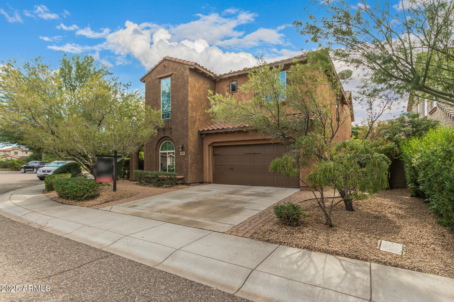 3615 E SALTER Drive