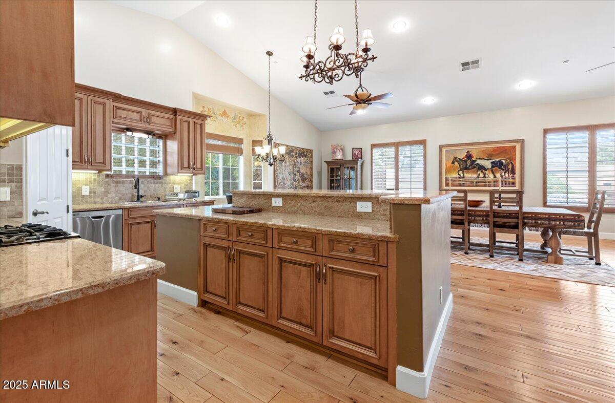 6630 E LAFAYETTE Boulevard