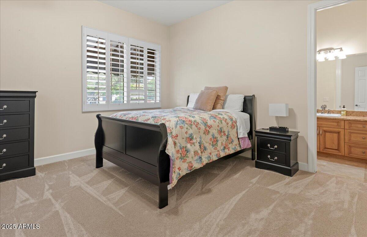 6630 E LAFAYETTE Boulevard