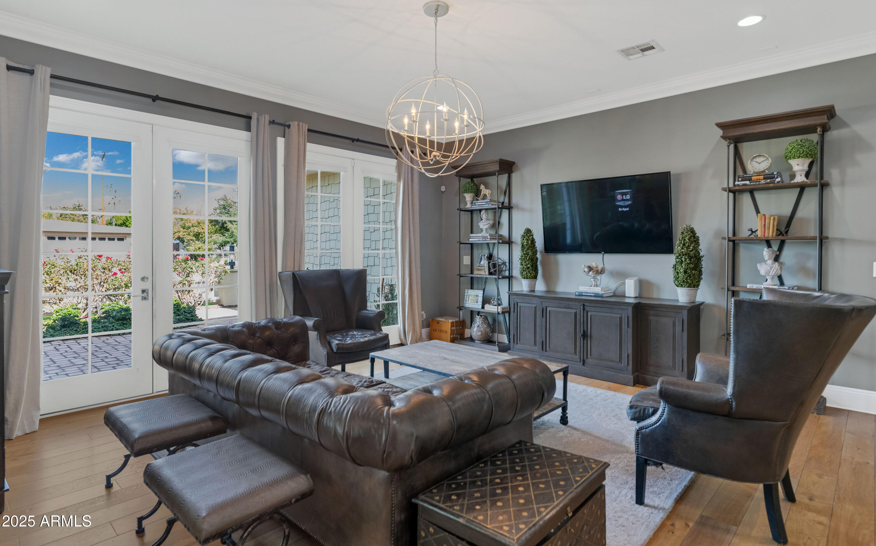 3319 E MEDLOCK Drive