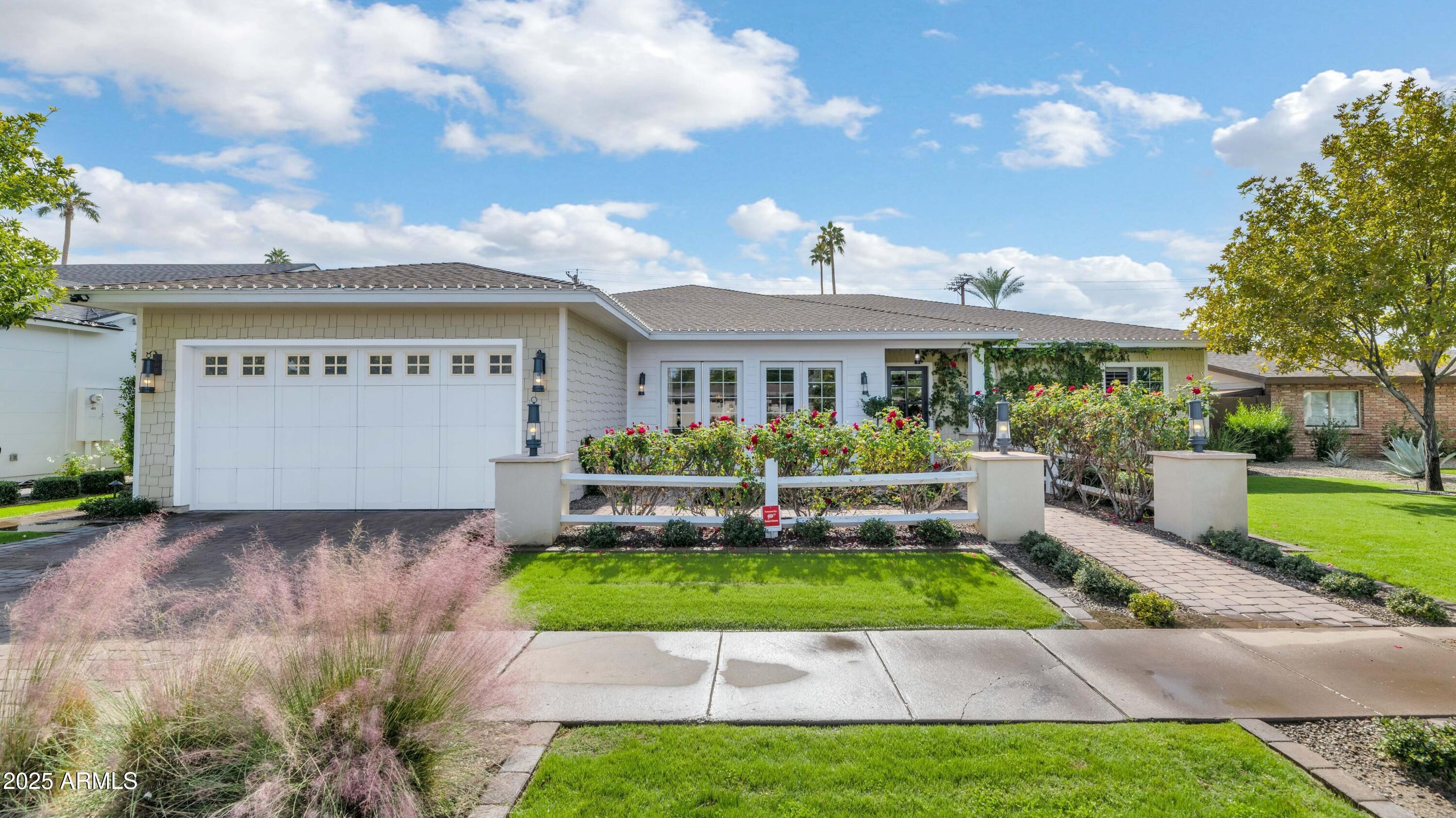 3319 E MEDLOCK Drive