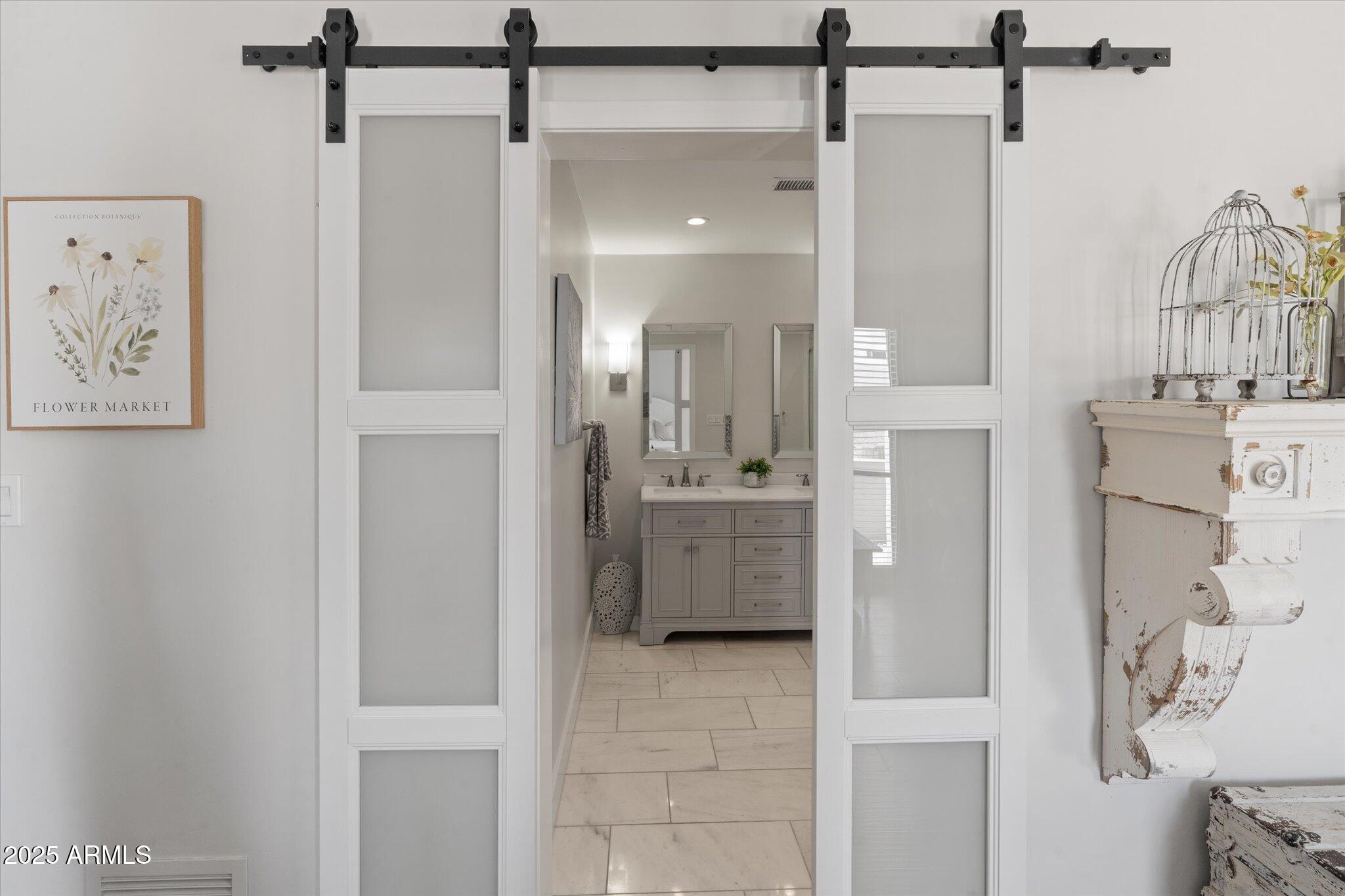 6333 N SCOTTSDALE Road Unit: 5