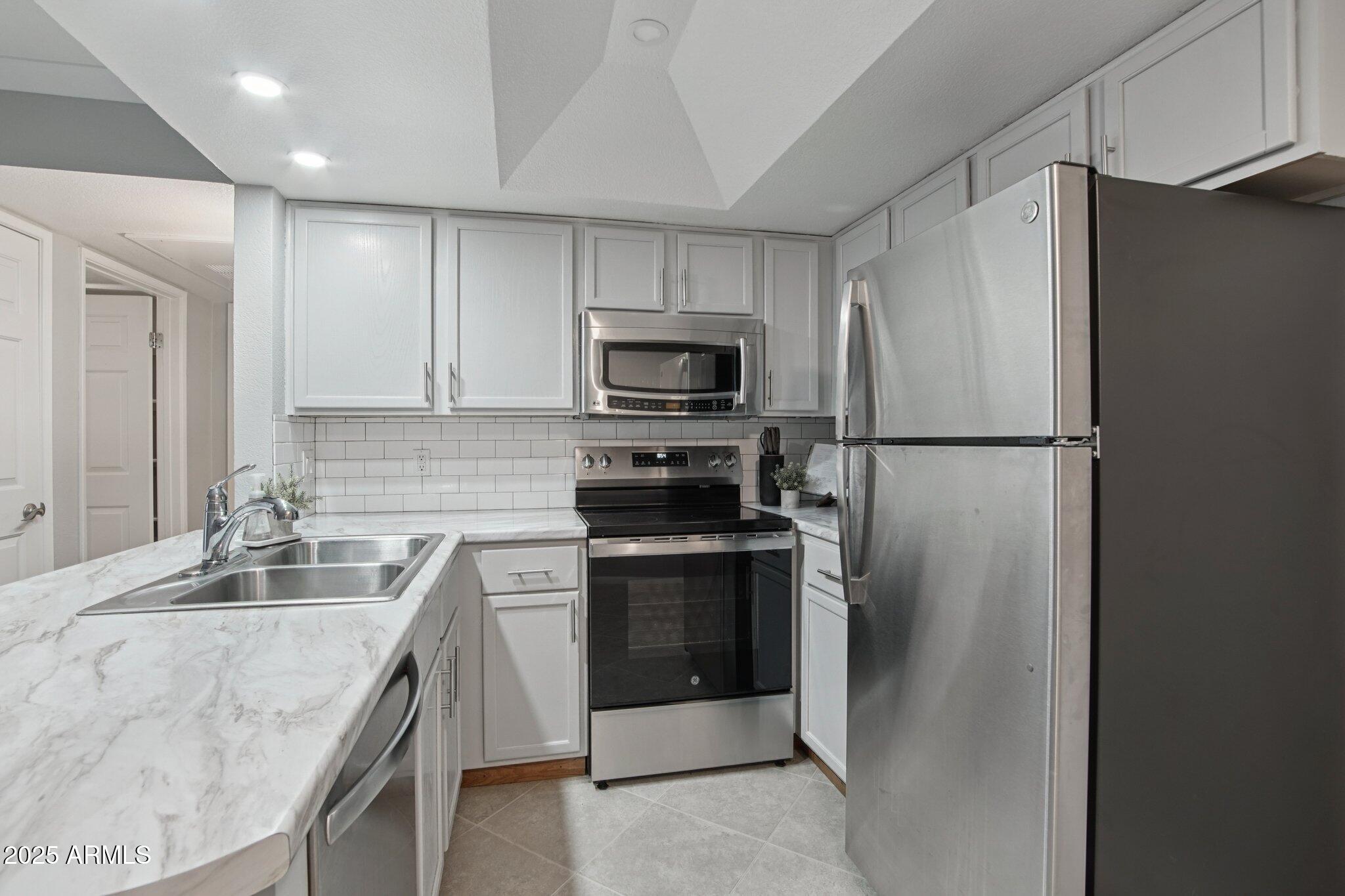 1720 E THUNDERBIRD Road 2024