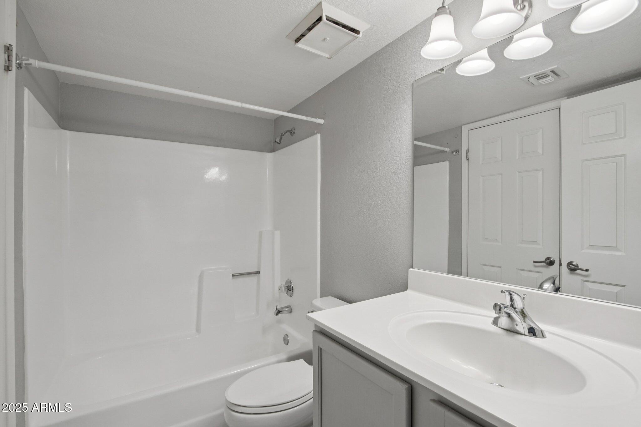 1720 E THUNDERBIRD Road 2024