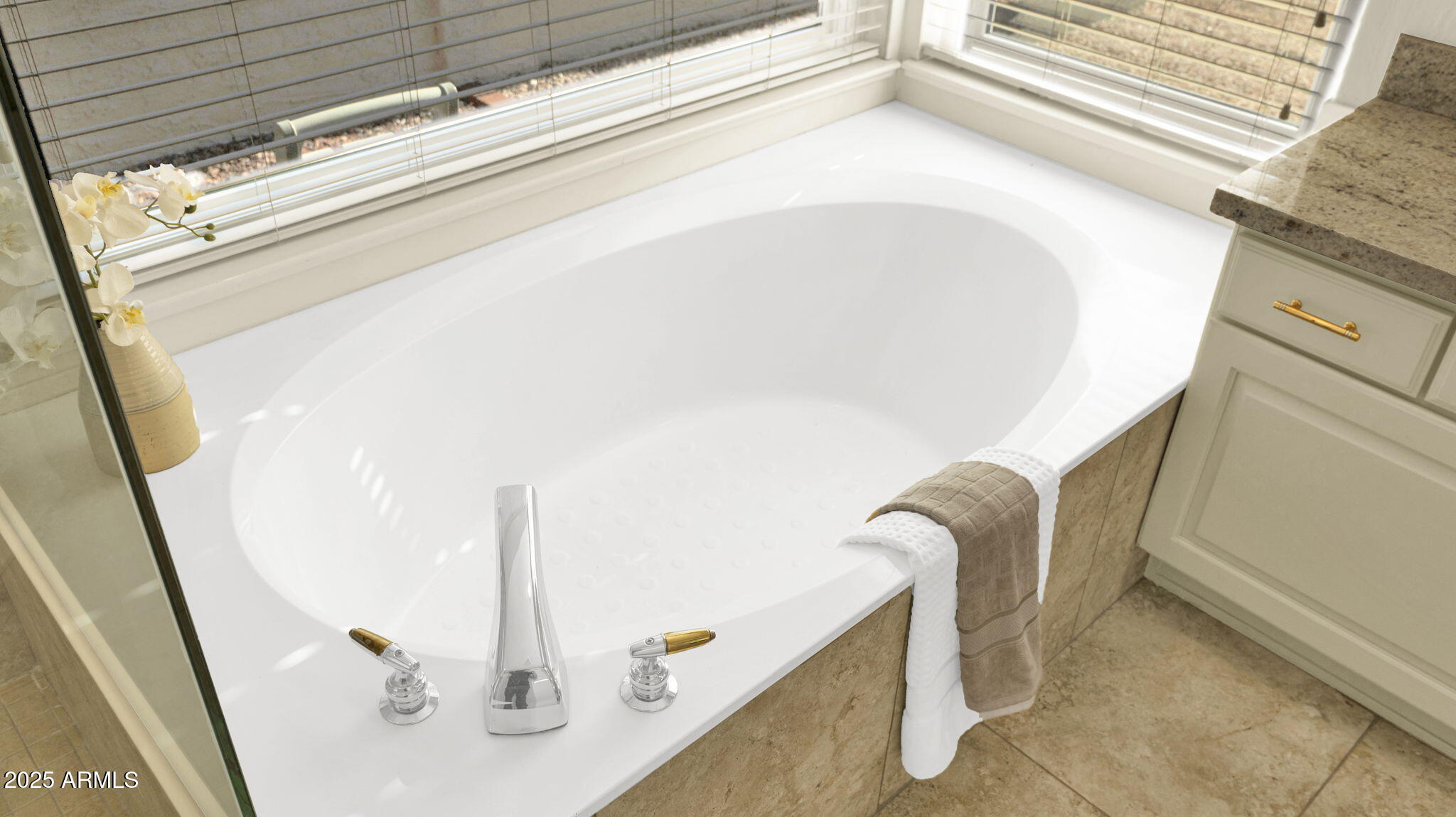 2545 E CATHEDRAL ROCK Drive