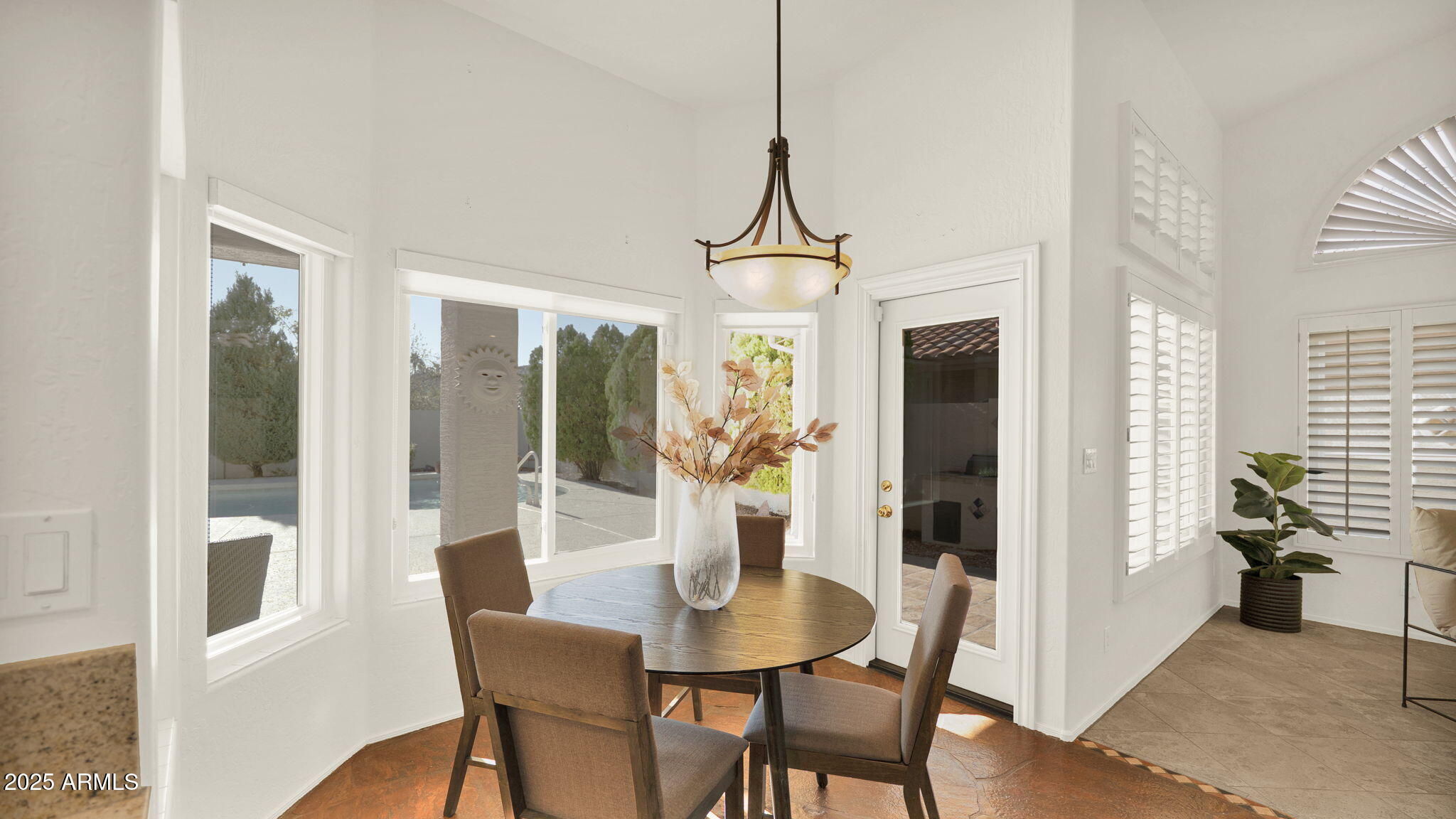 2545 E CATHEDRAL ROCK Drive