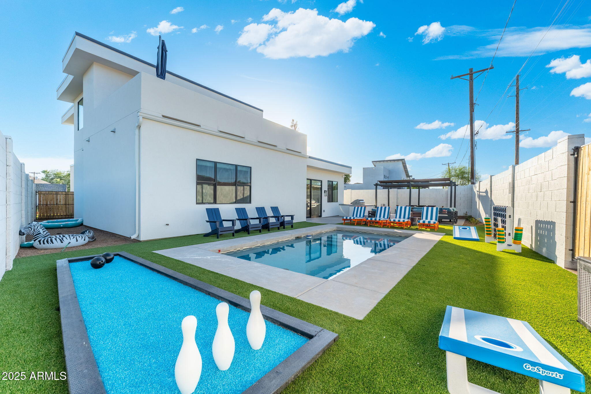 4546 E CAMPBELL Avenue