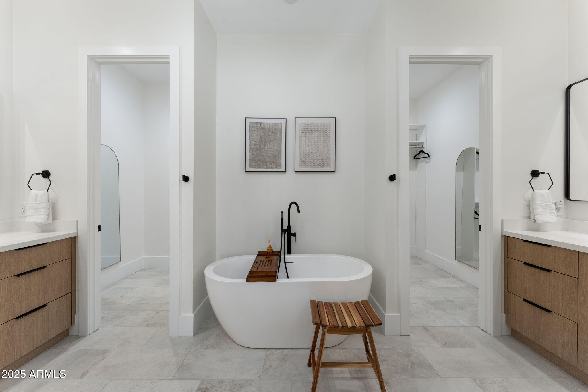 4546 E CAMPBELL Avenue