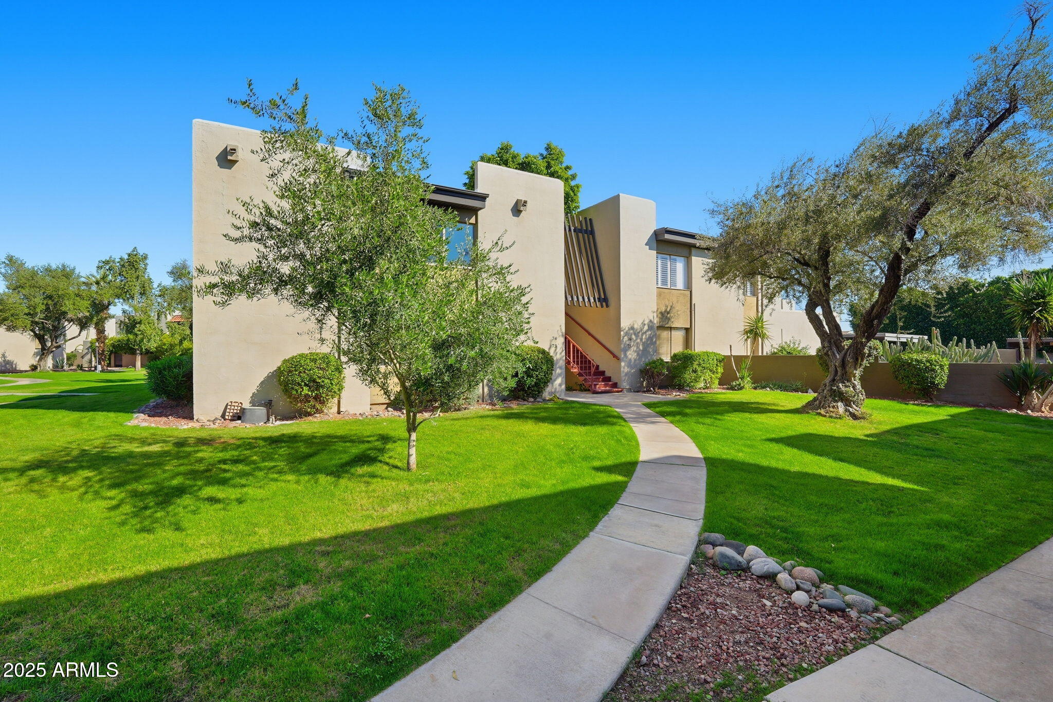 4201 E CAMELBACK Road 74