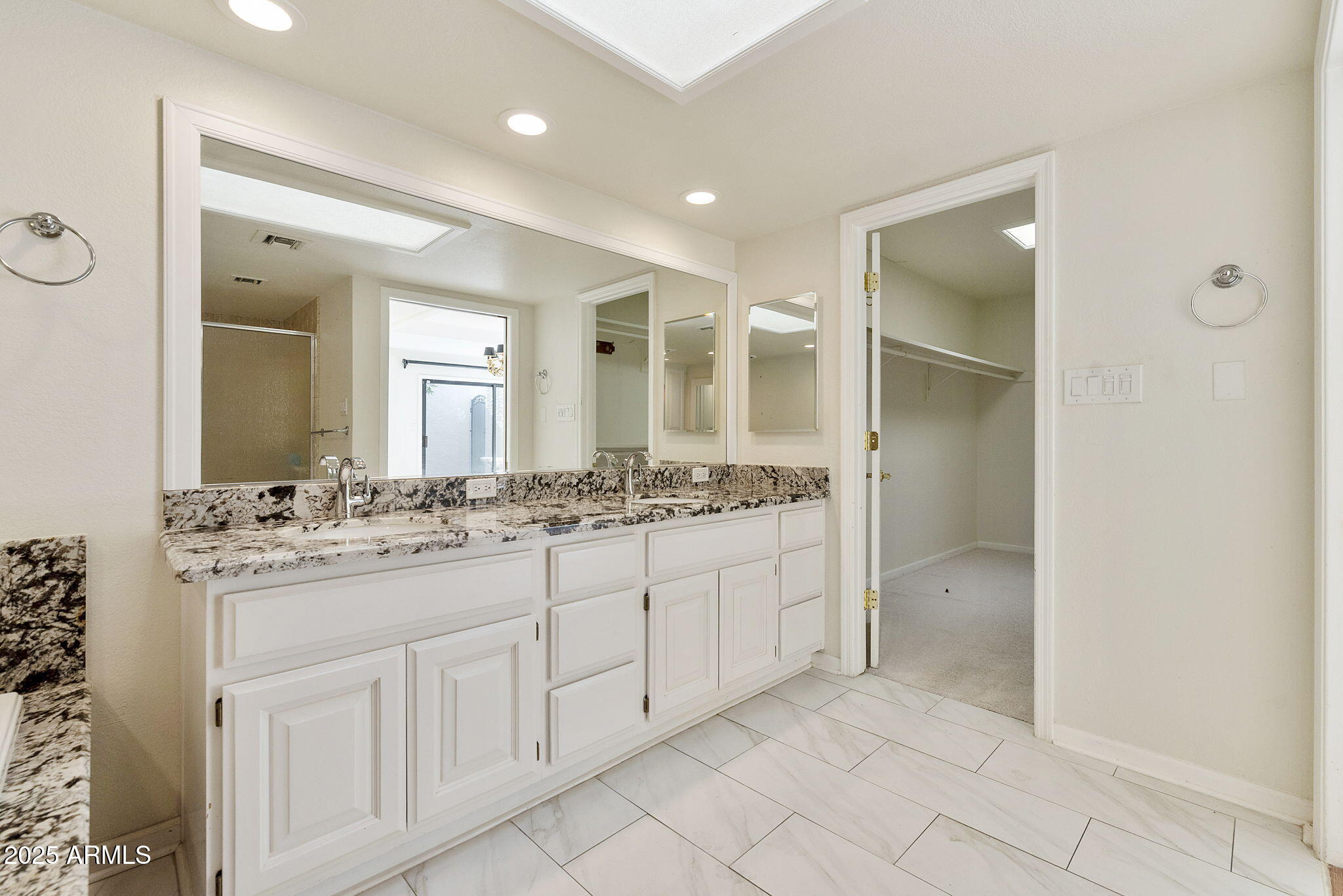 7365 E VALLEY VIEW Road