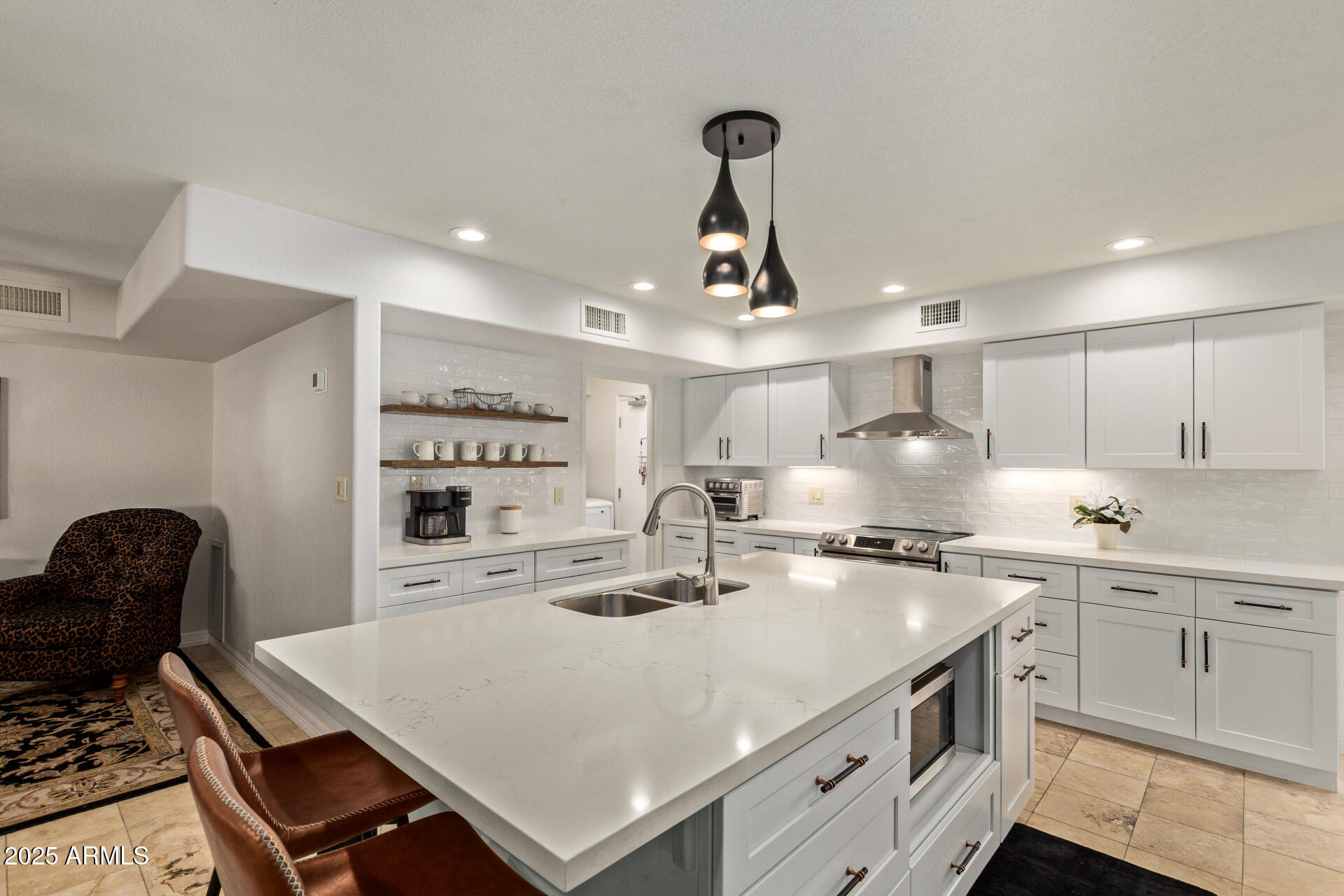 4525 N 66TH Street 128