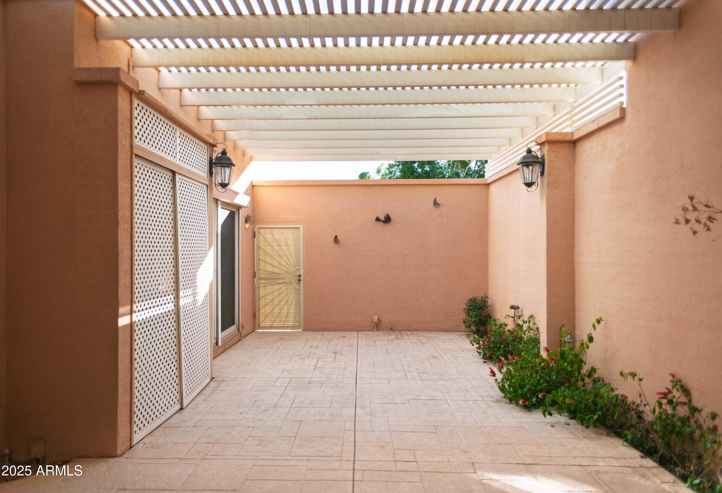 6945 E GLENROSA Avenue