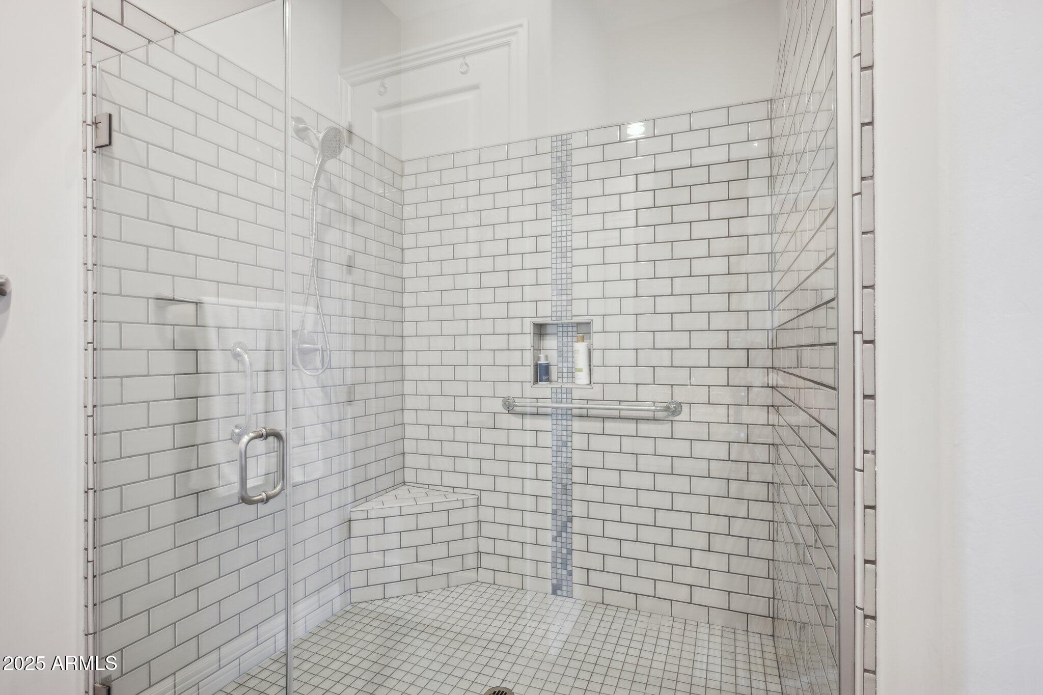 5237 E MONTGOMERY Road