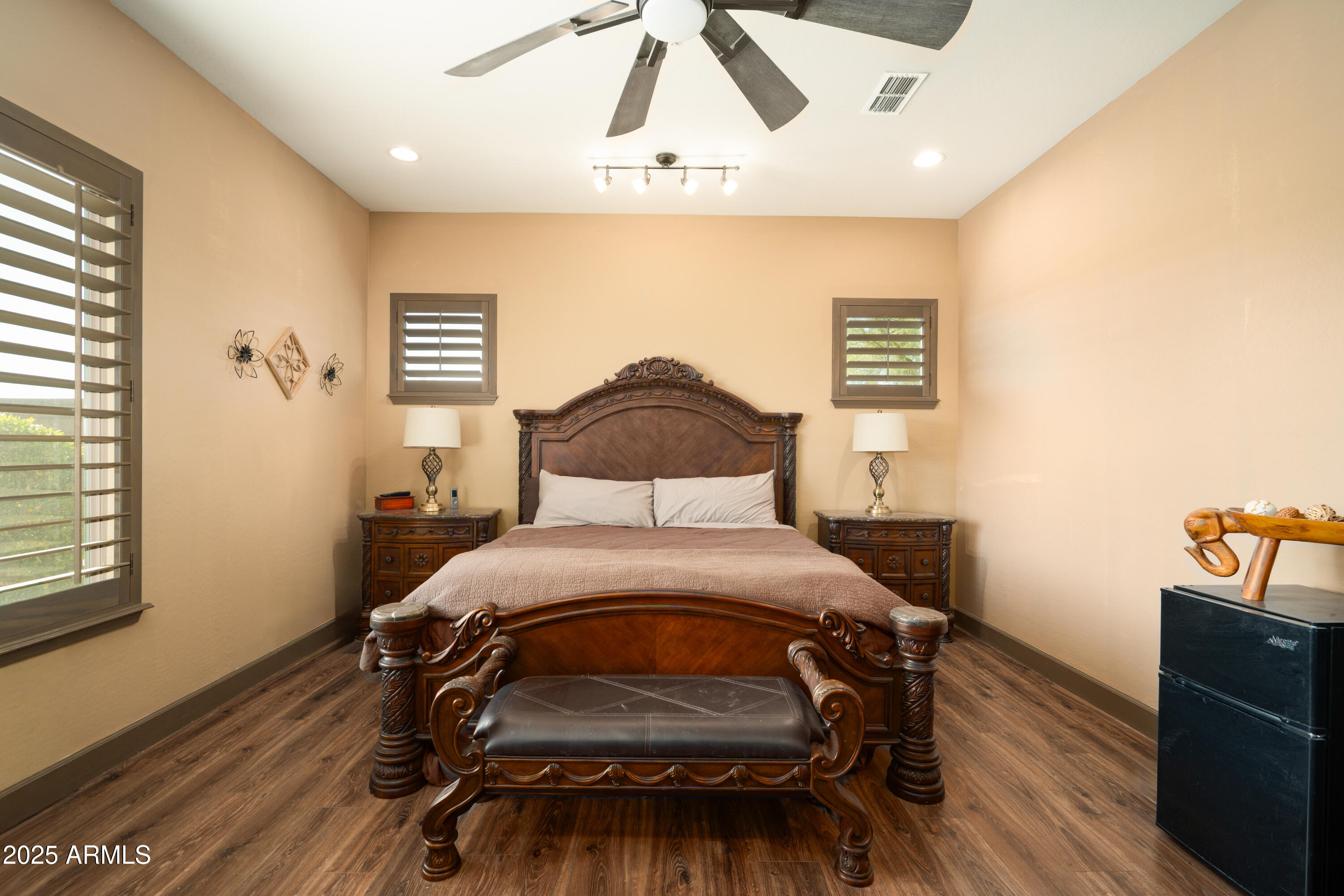 12937 W CALLE DE SOL