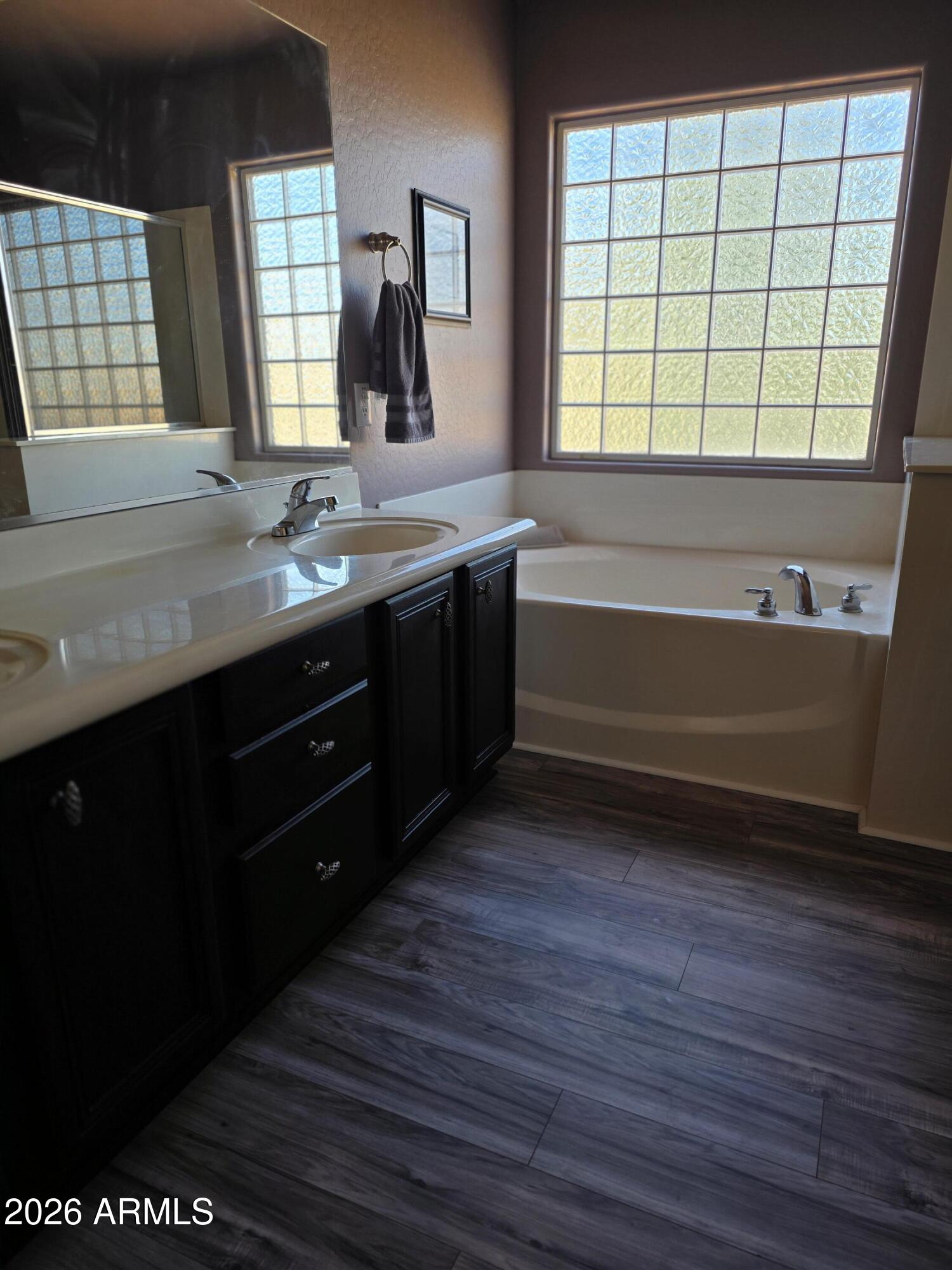 1938 E LOS ALAMOS Street