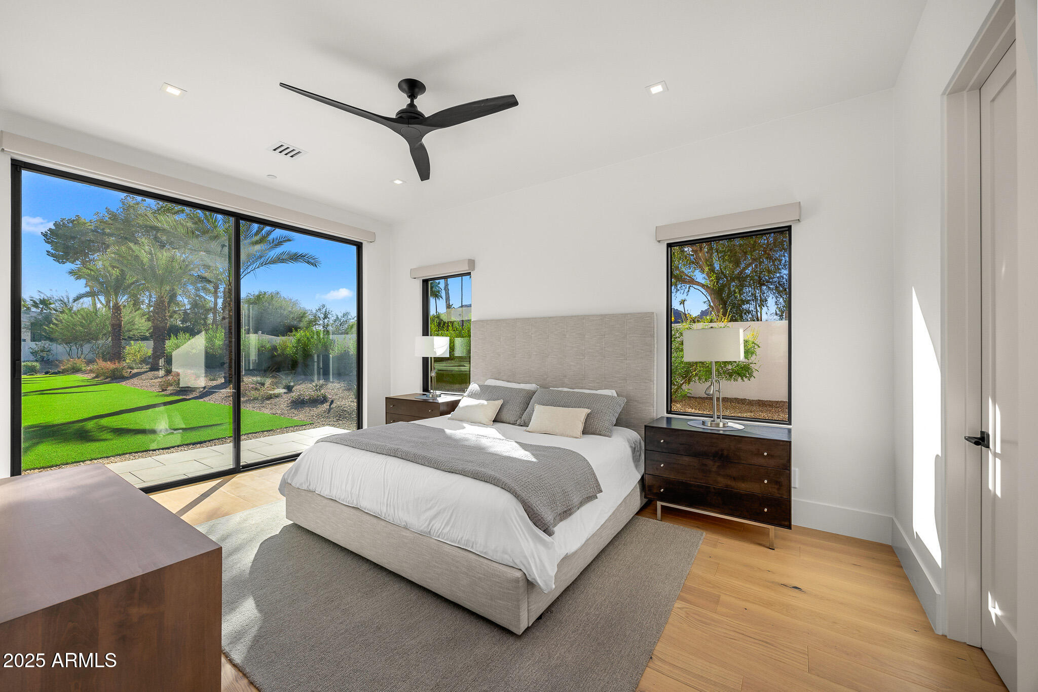 5800 N MONTE VISTA Drive