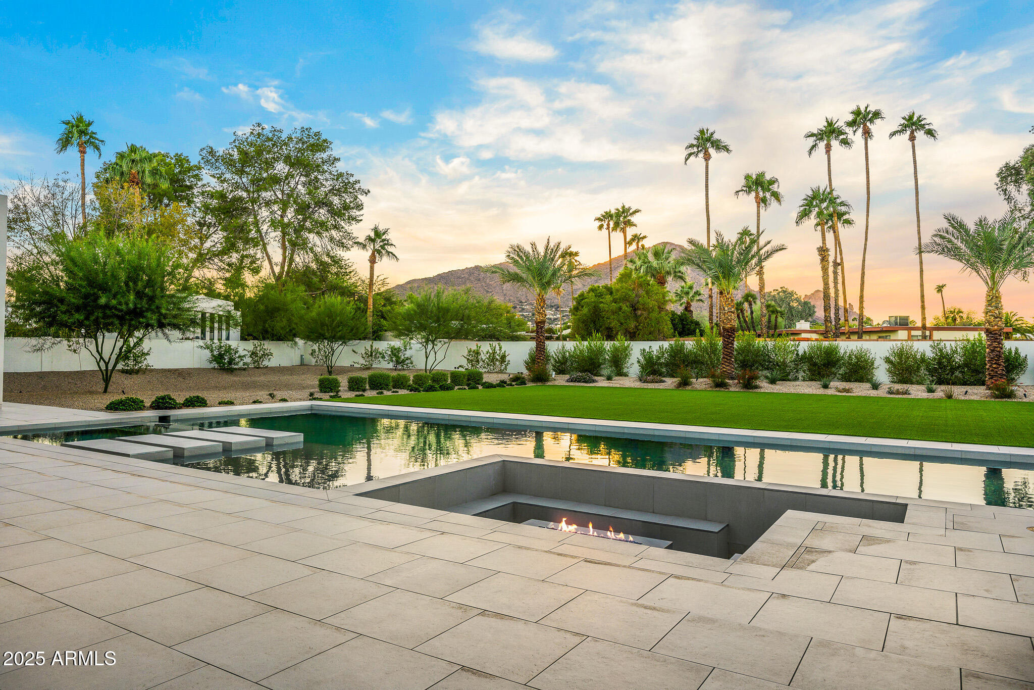 5800 N MONTE VISTA Drive