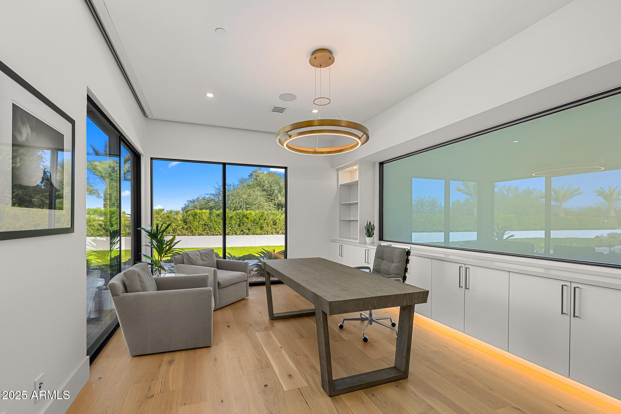 5800 N MONTE VISTA Drive