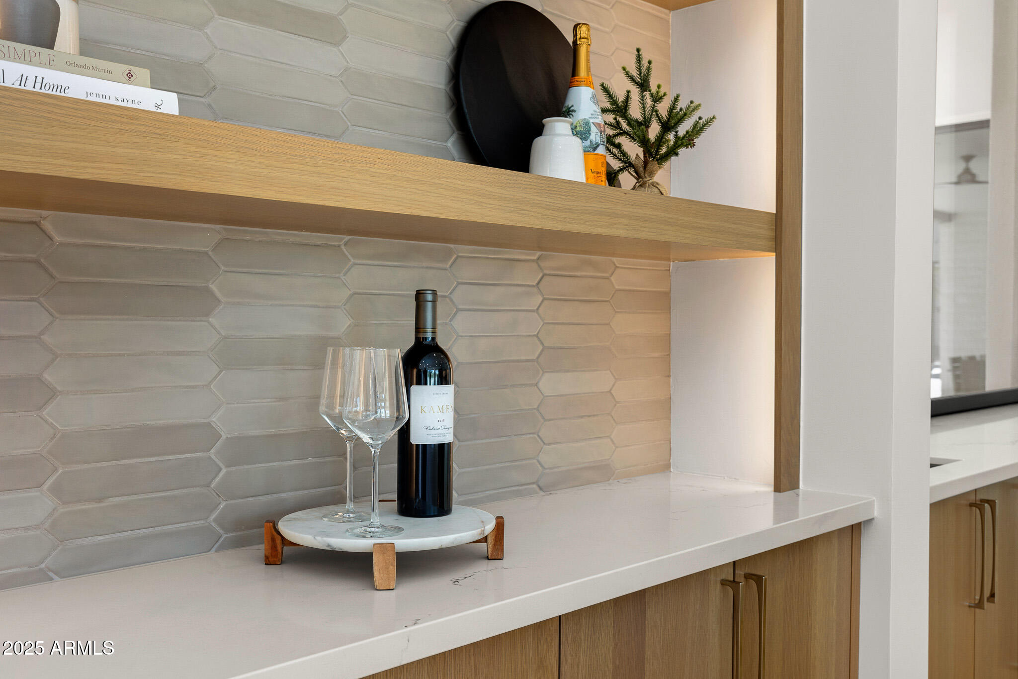 5800 N MONTE VISTA Drive