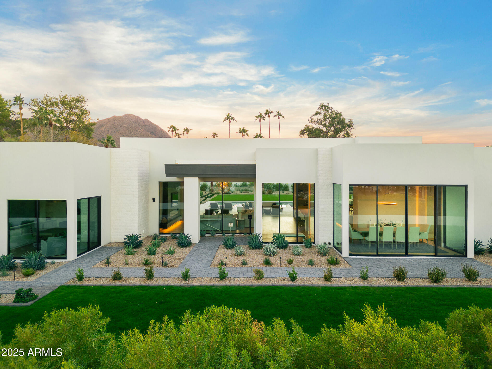 5800 N MONTE VISTA Drive