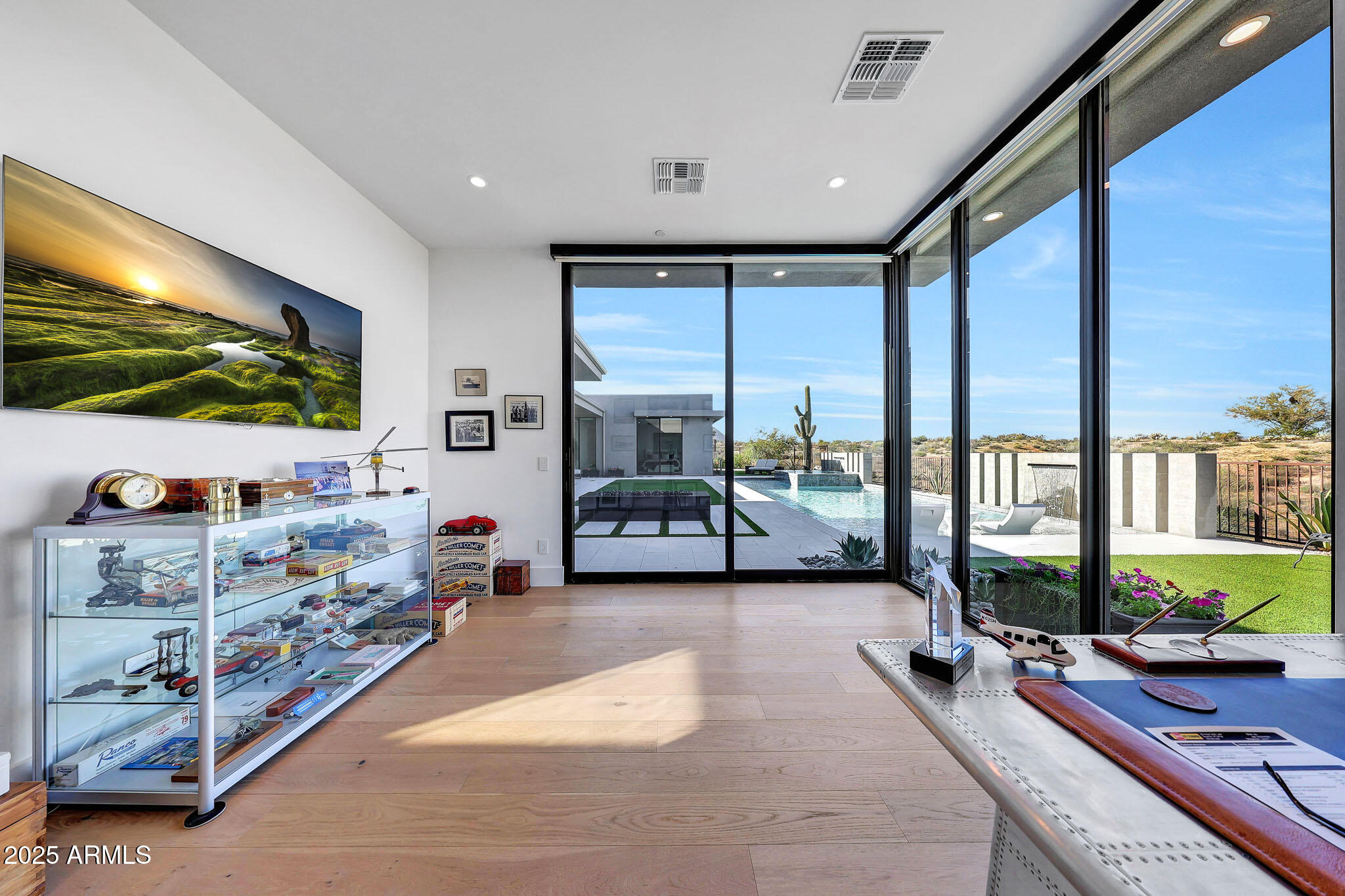 12864 E Harper Drive