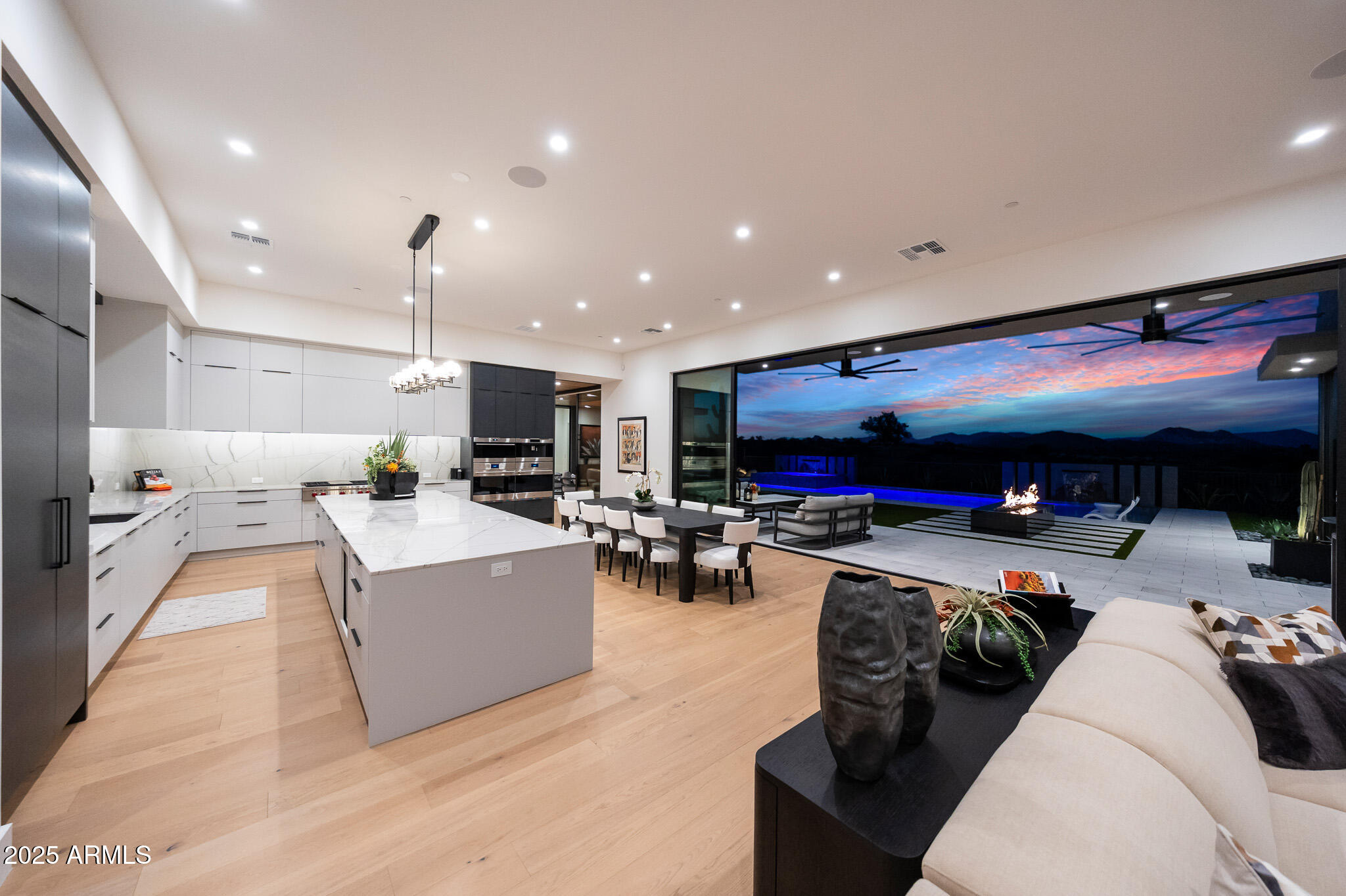 12864 E Harper Drive